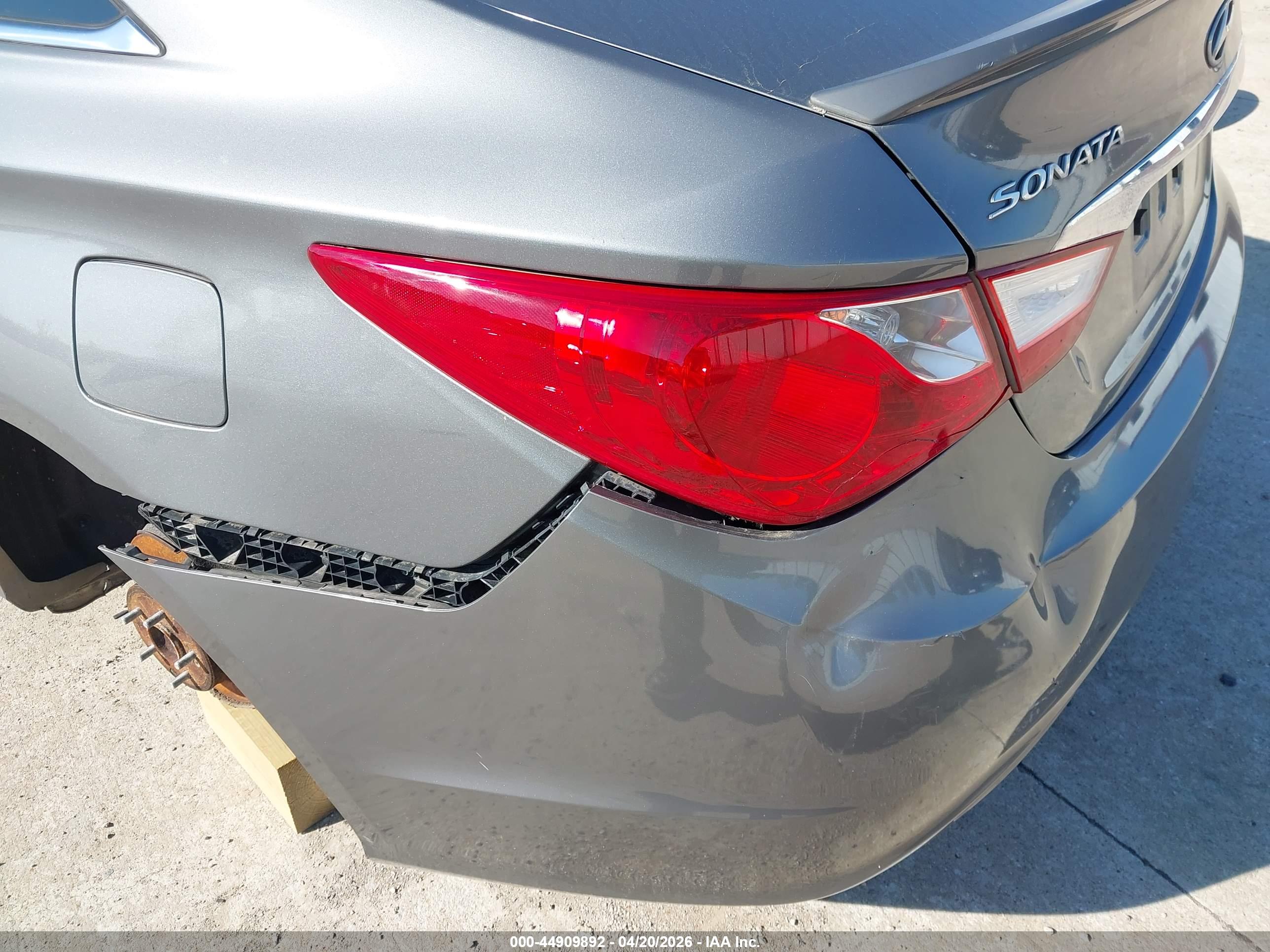 HYUNDAI SONATA image 6