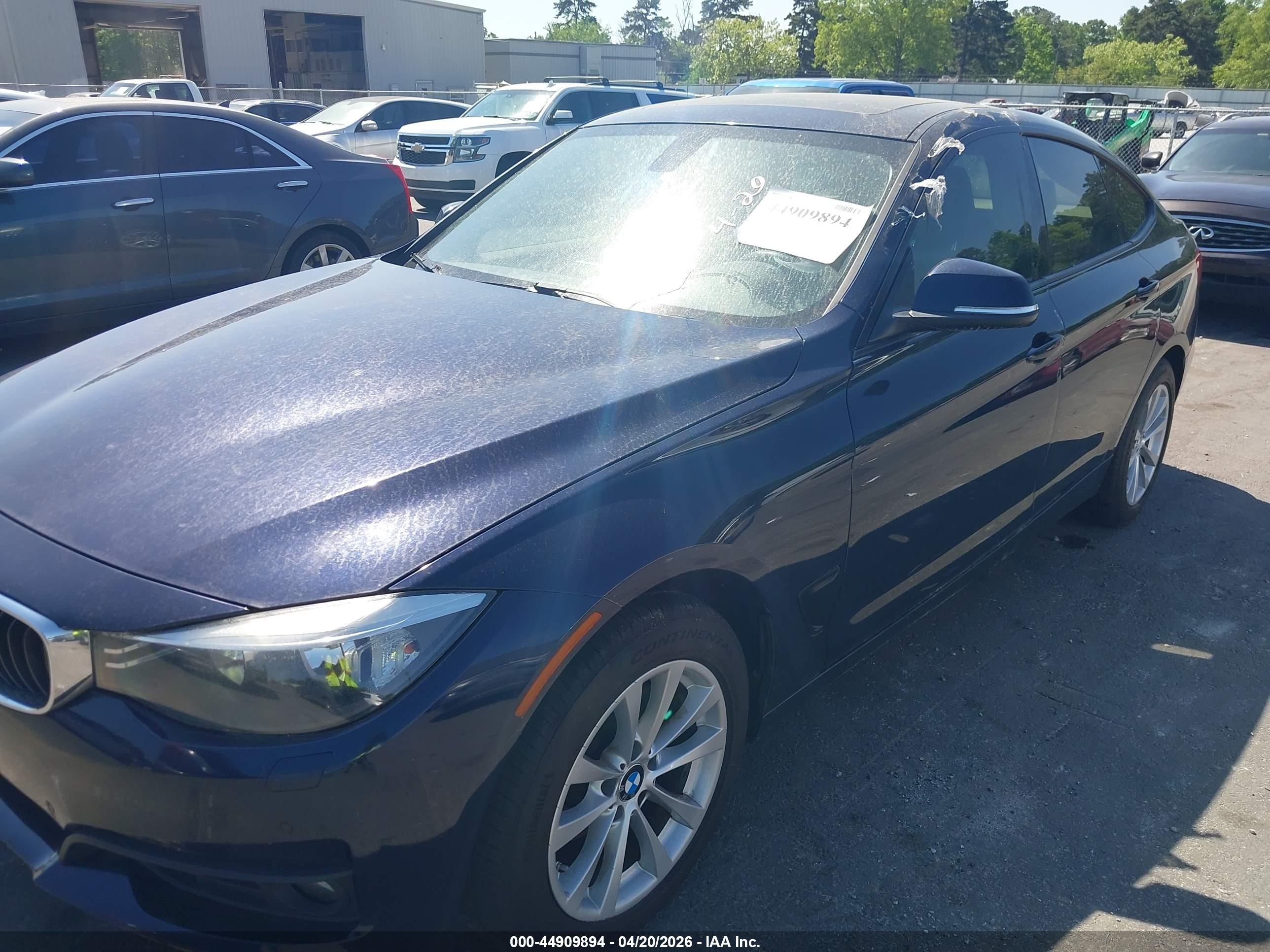 BMW 328I image 6