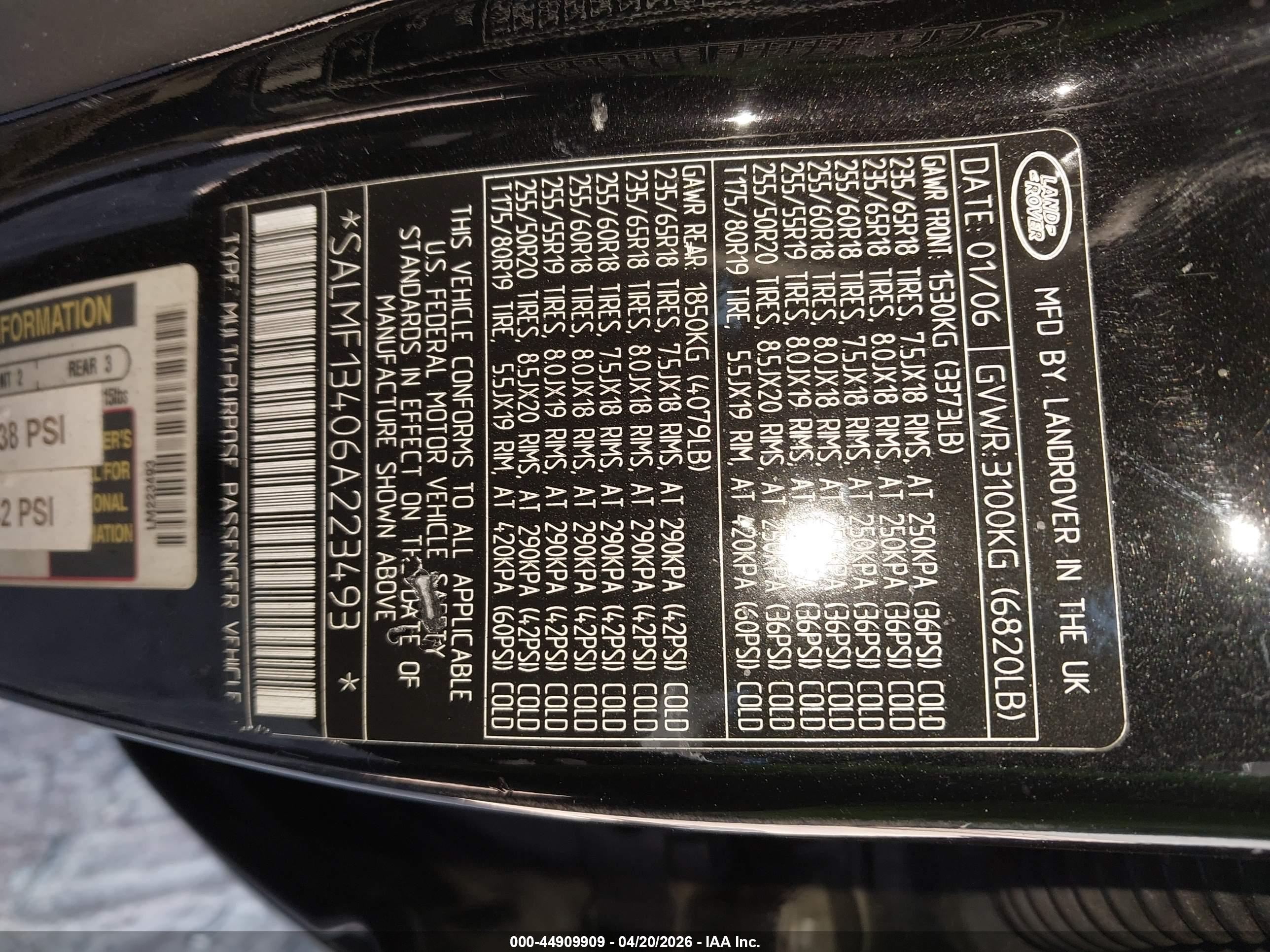 LAND ROVER image 9