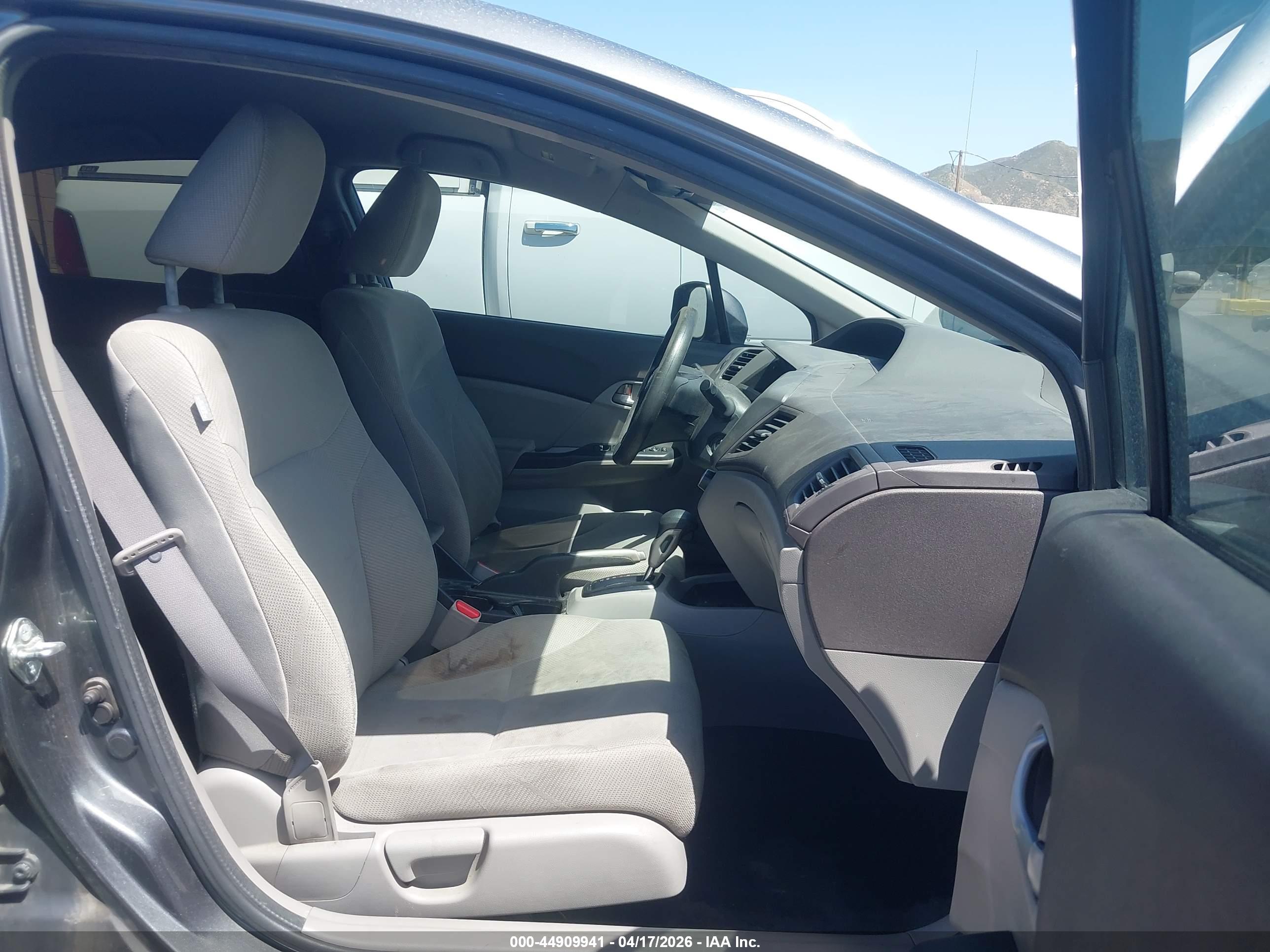 HONDA CIVIC image 5