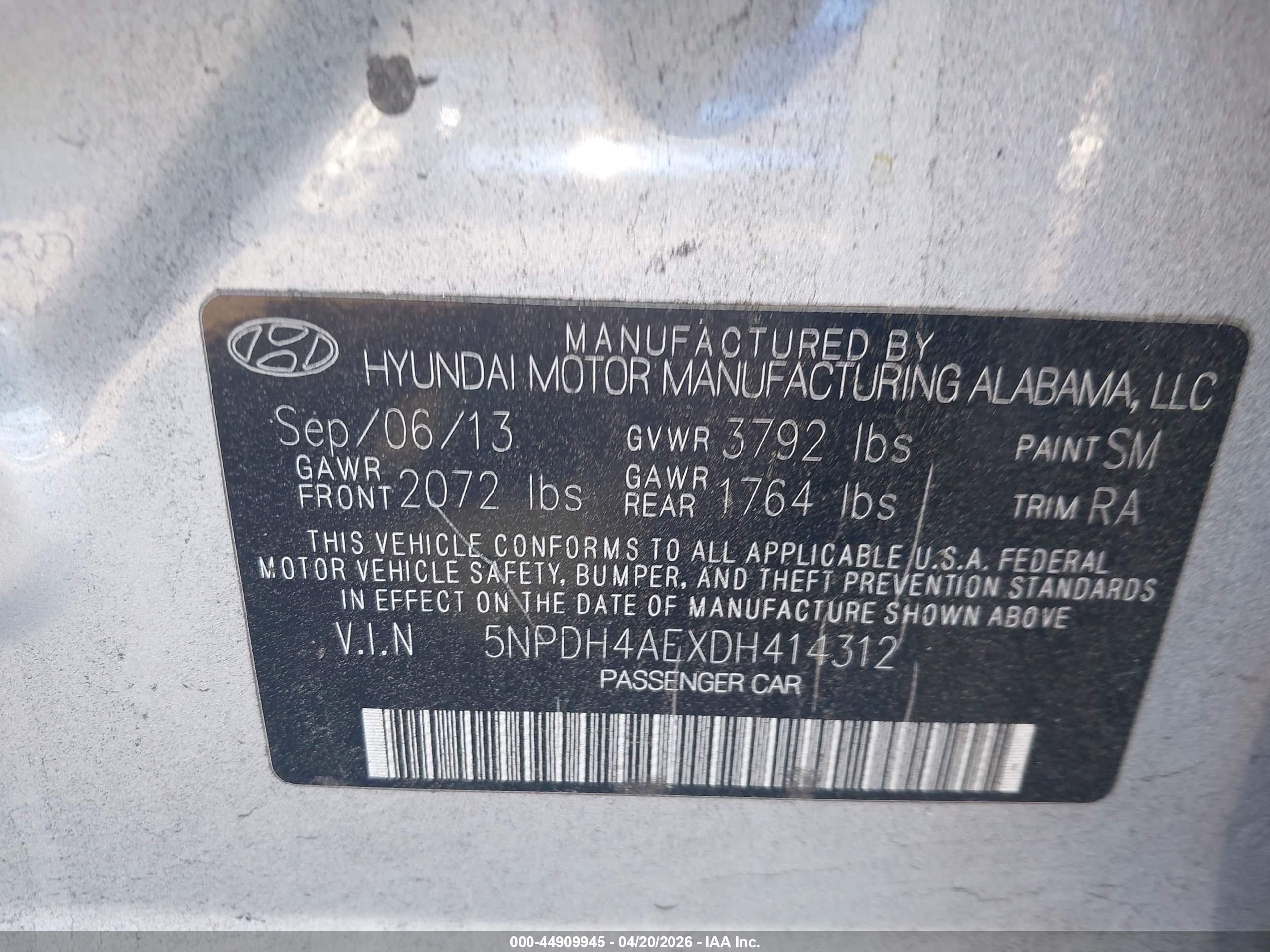 HYUNDAI ELANTRA image 9