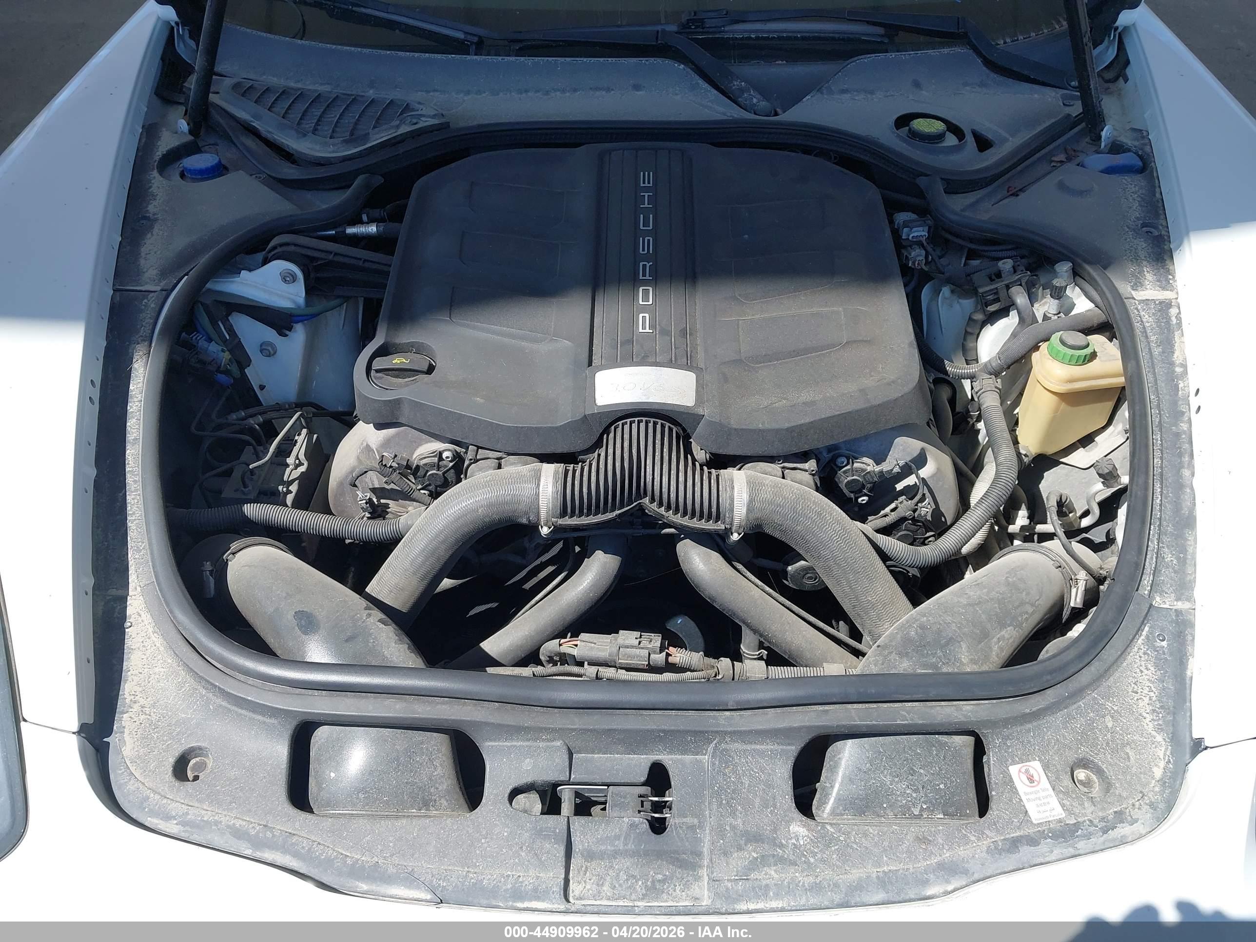 PORSCHE PANAMERA image 10