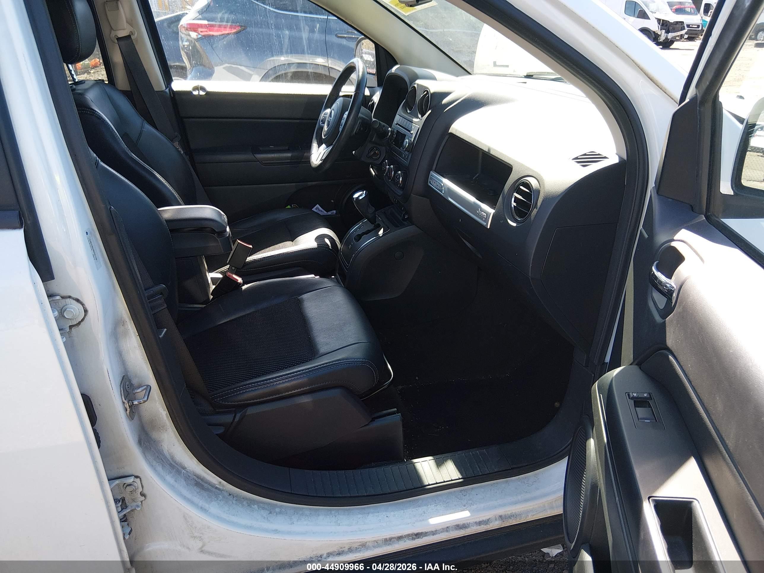 JEEP COMPASS image 5