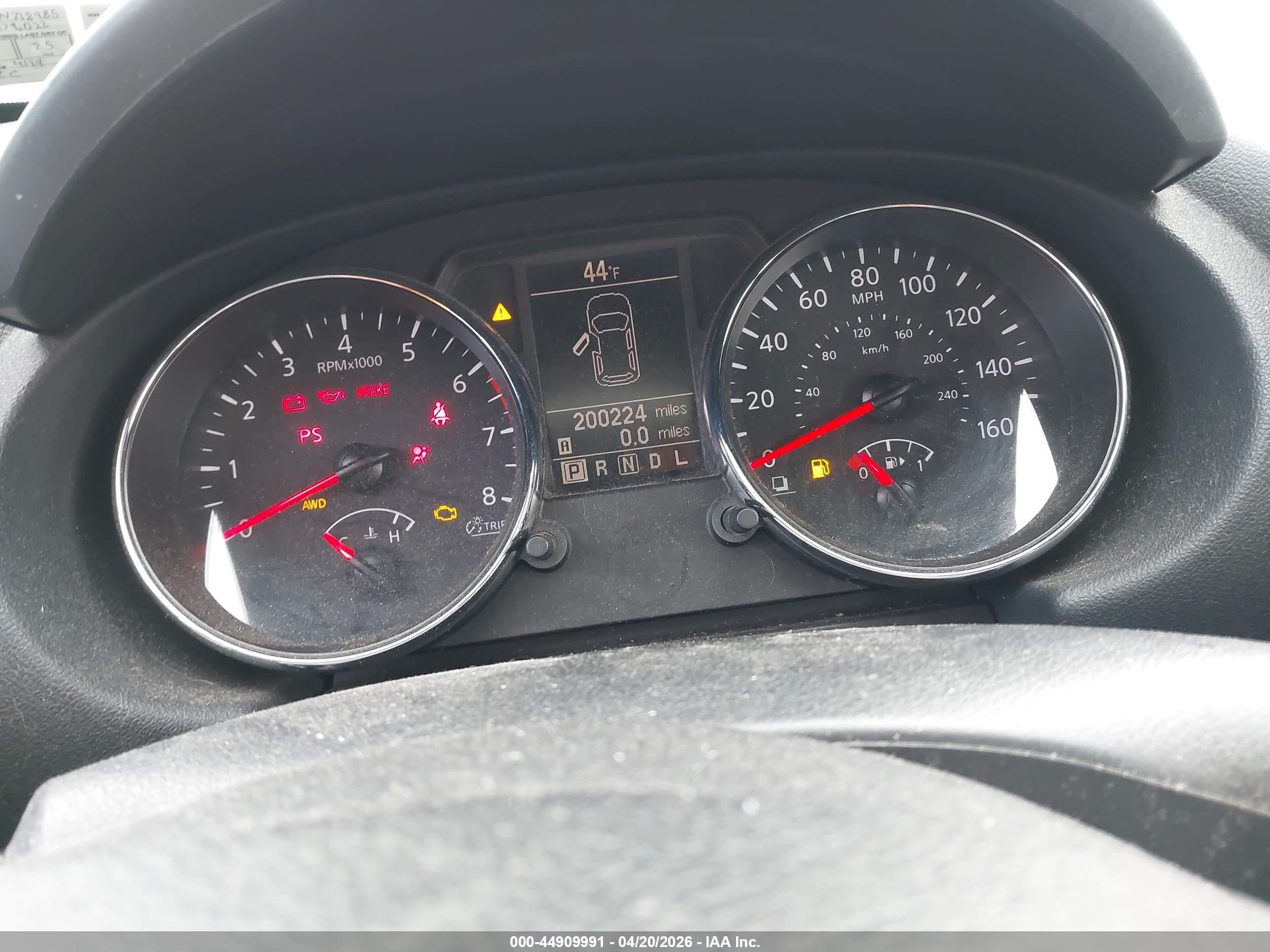 NISSAN ROGUE image 7