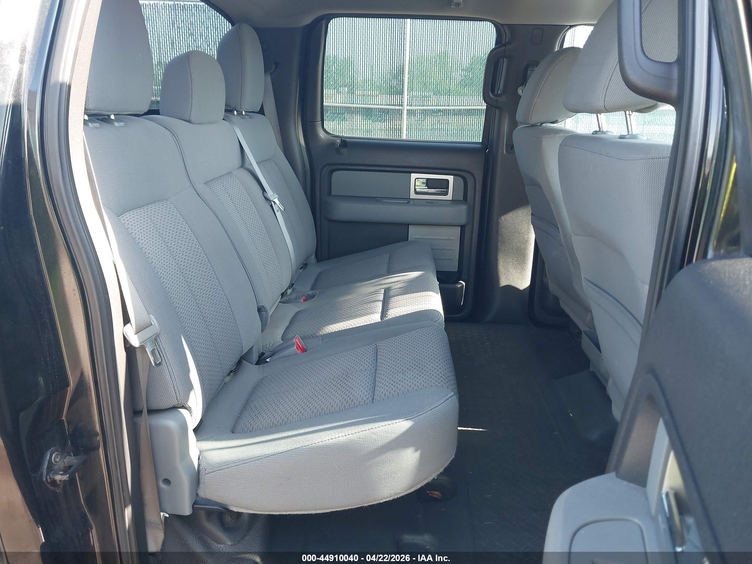 FORD F-150 image 8