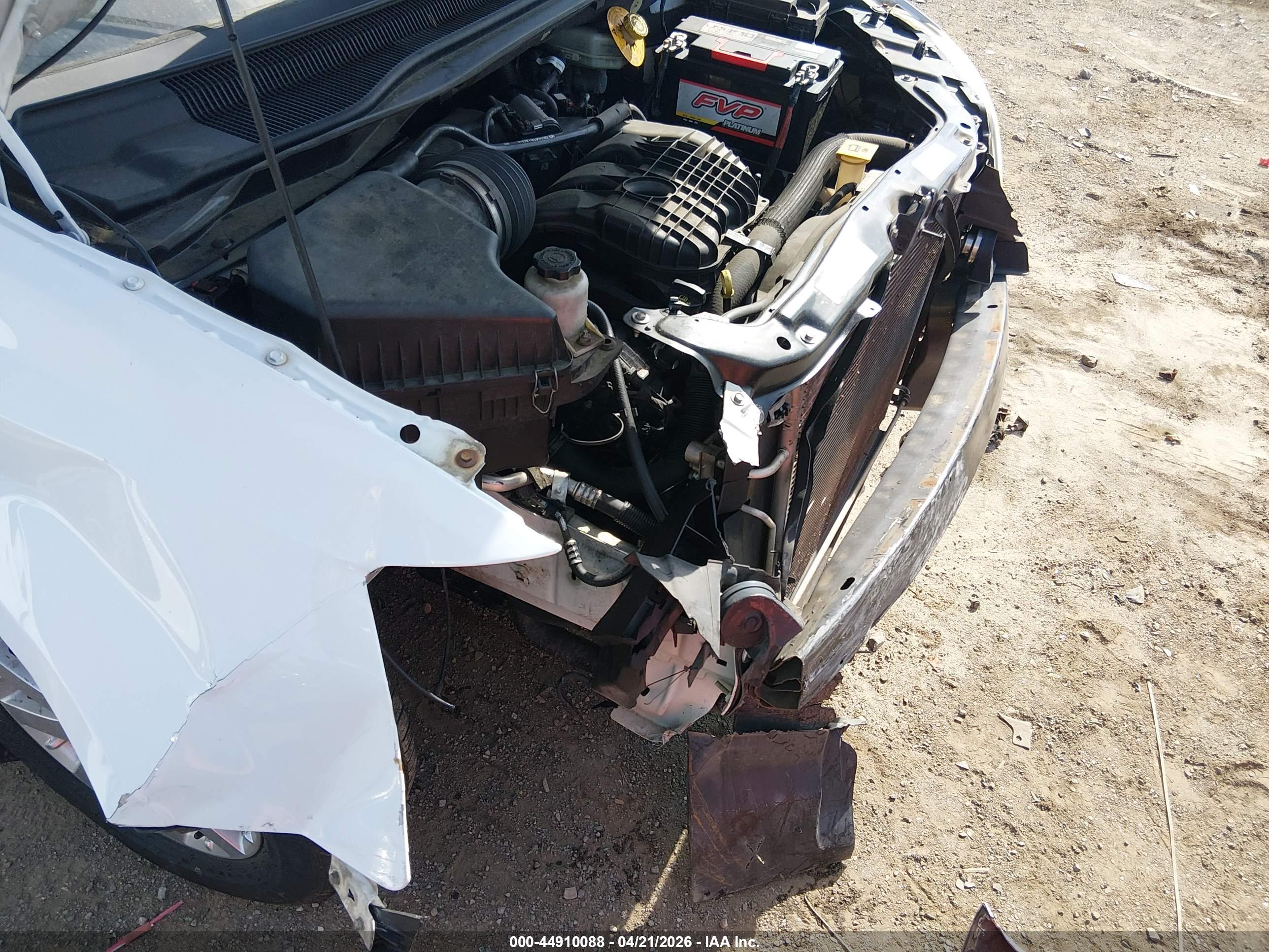 CHRYSLER TOWN image 6