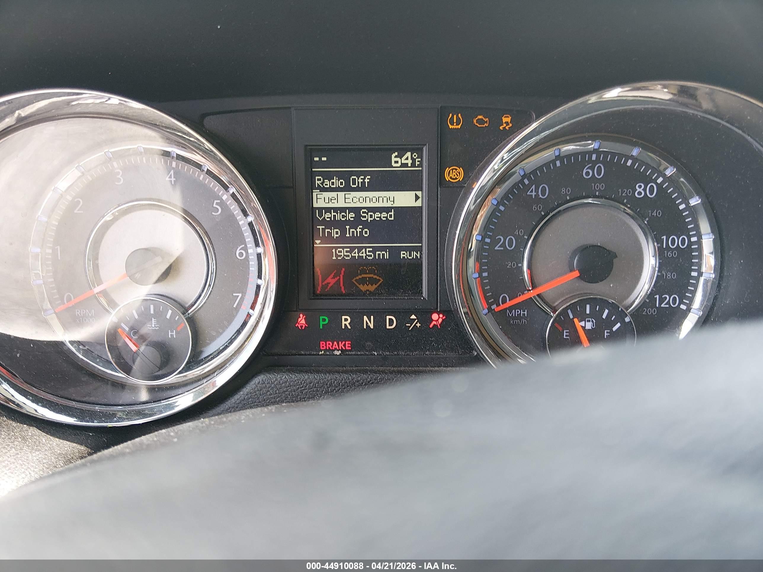 CHRYSLER TOWN image 7