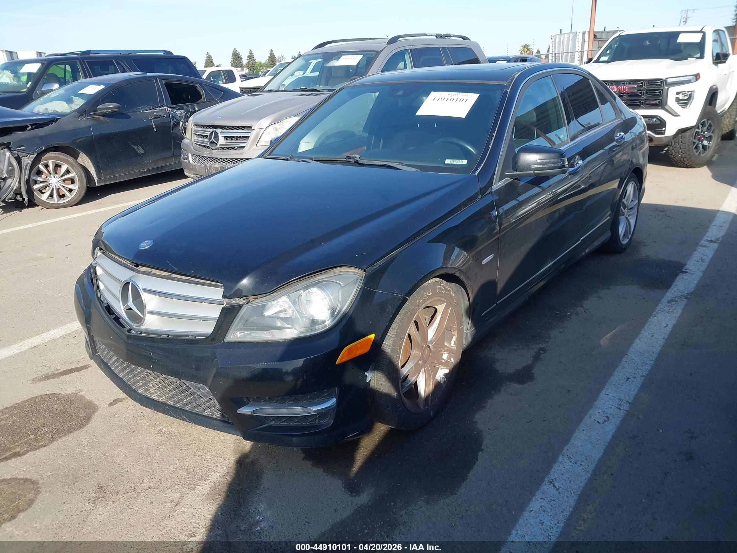MERCEDES-BENZ C image 2