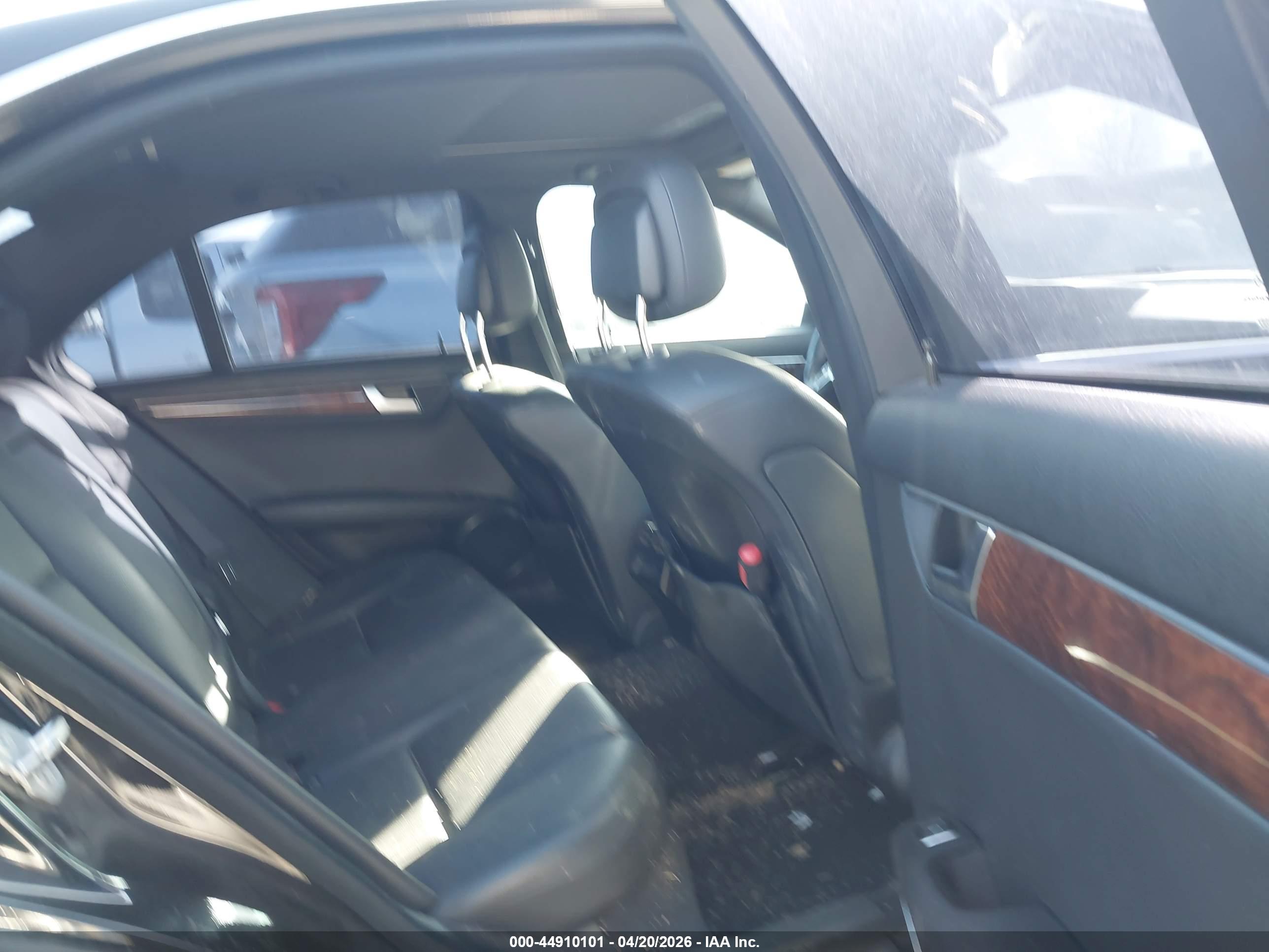 MERCEDES-BENZ C image 8