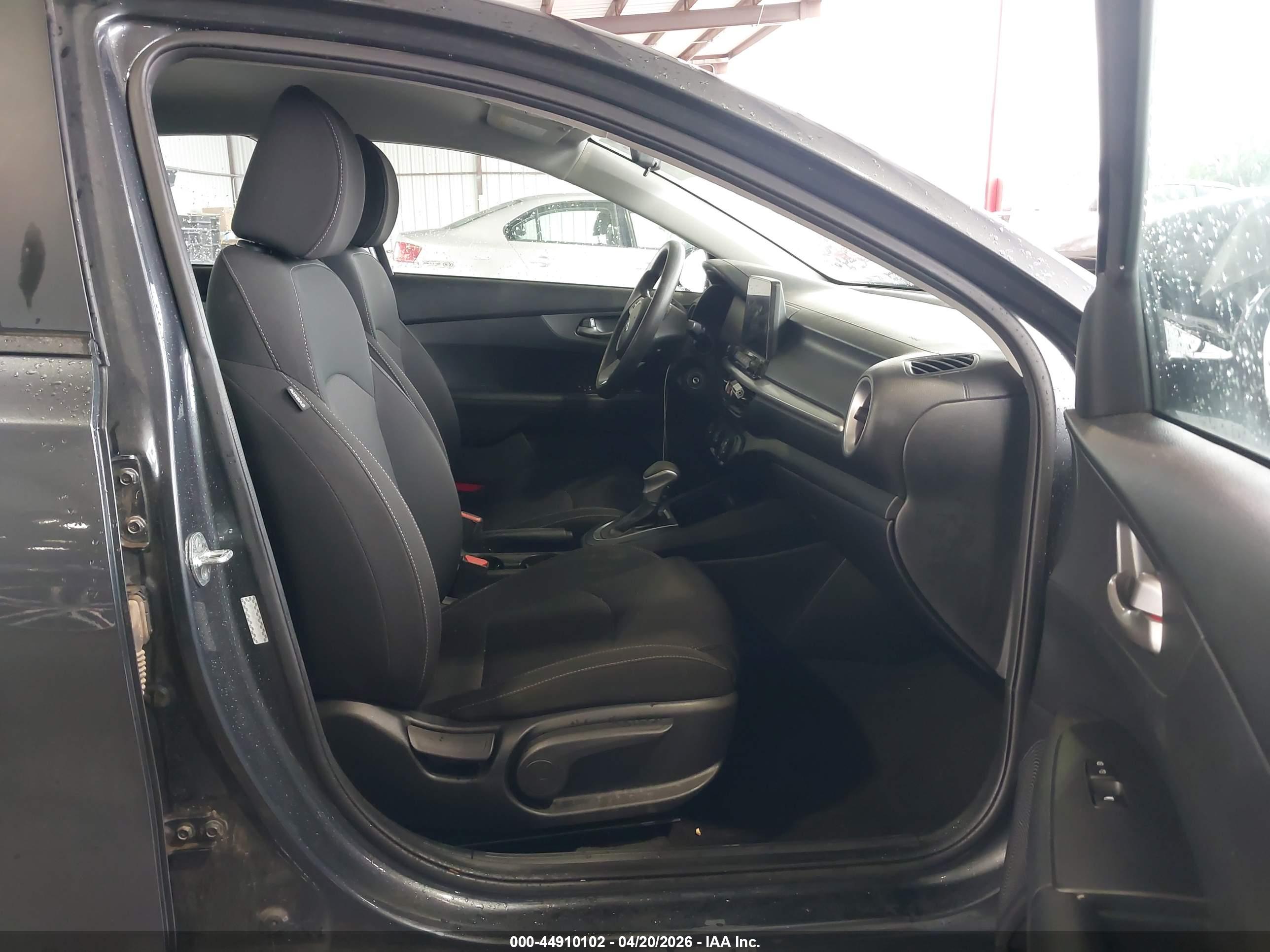 KIA FORTE image 5