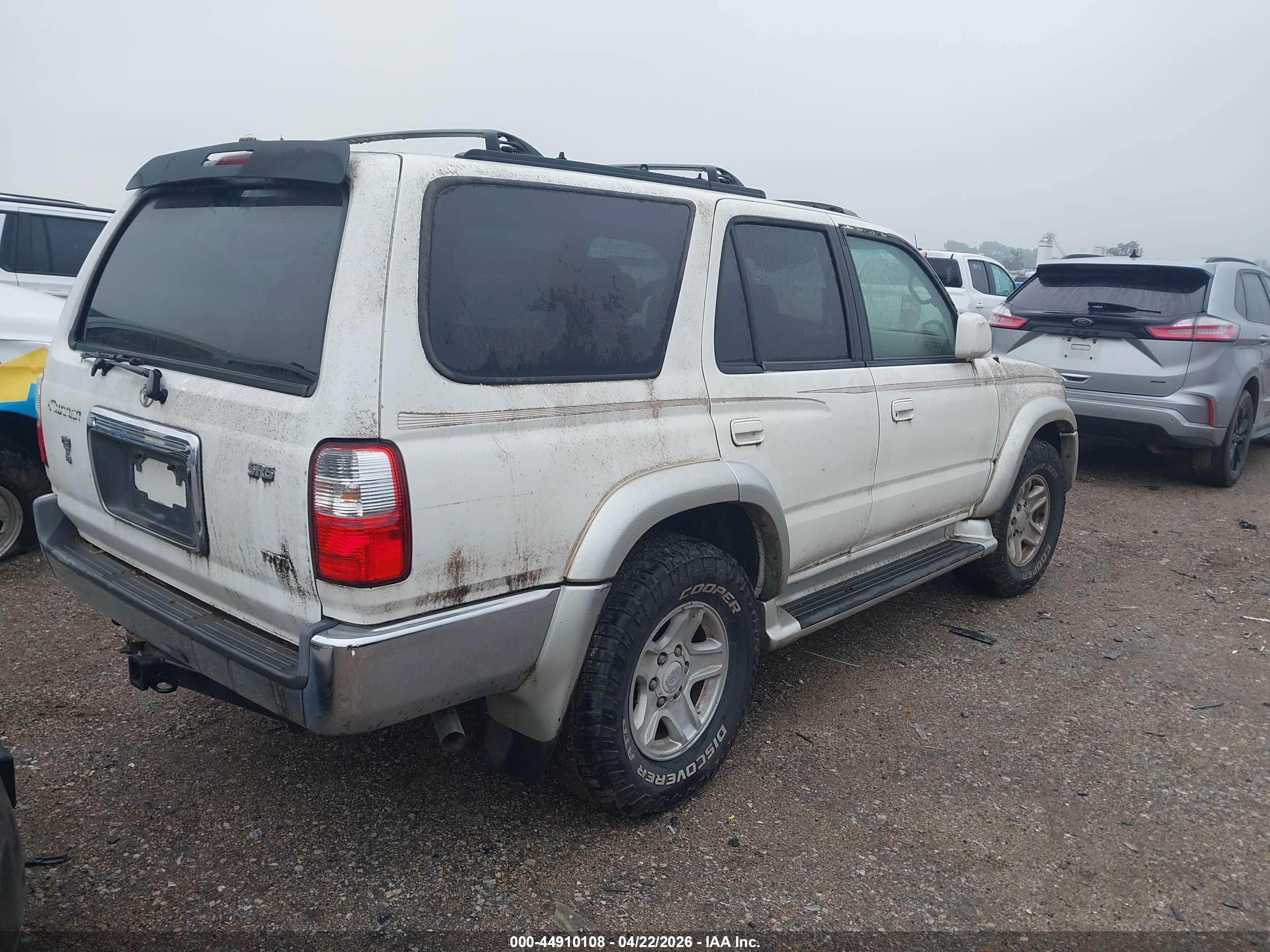 TOYOTA 4RUNNER image 4
