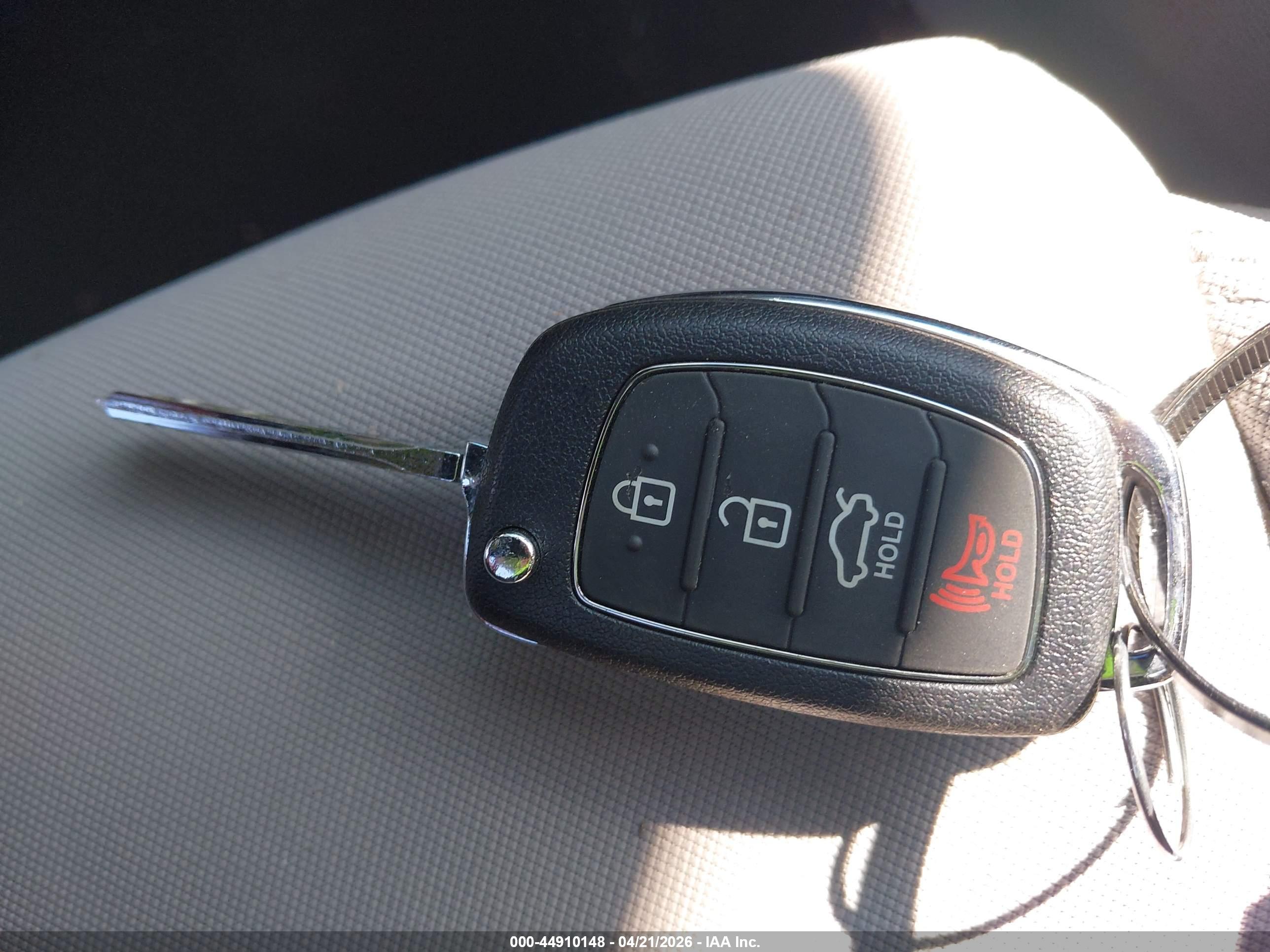 HYUNDAI SONATA image 11