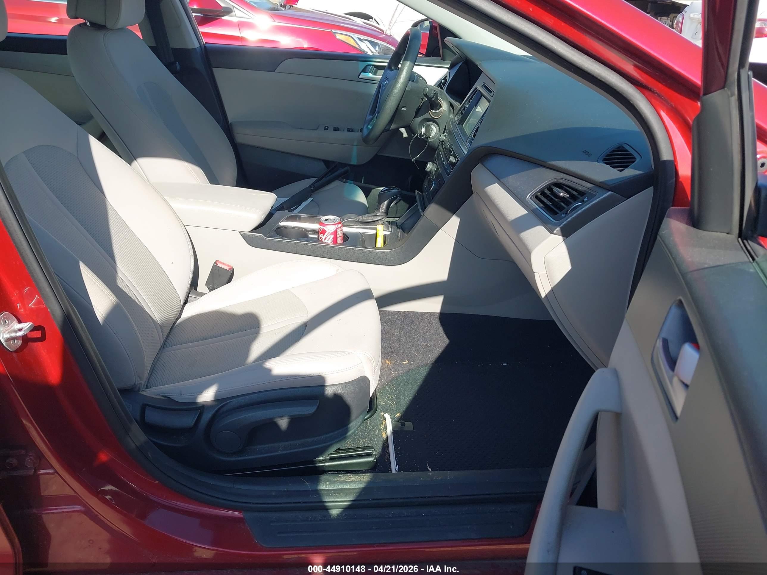 HYUNDAI SONATA image 5