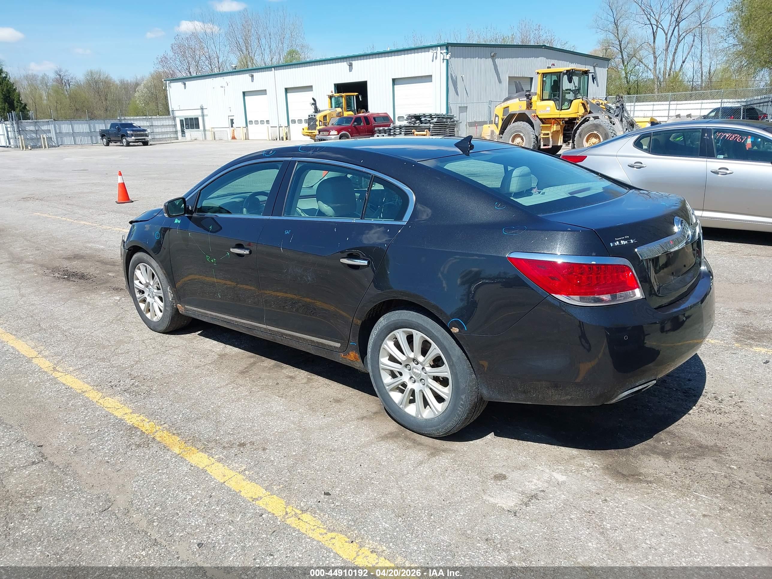 BUICK LACROSSE image 3