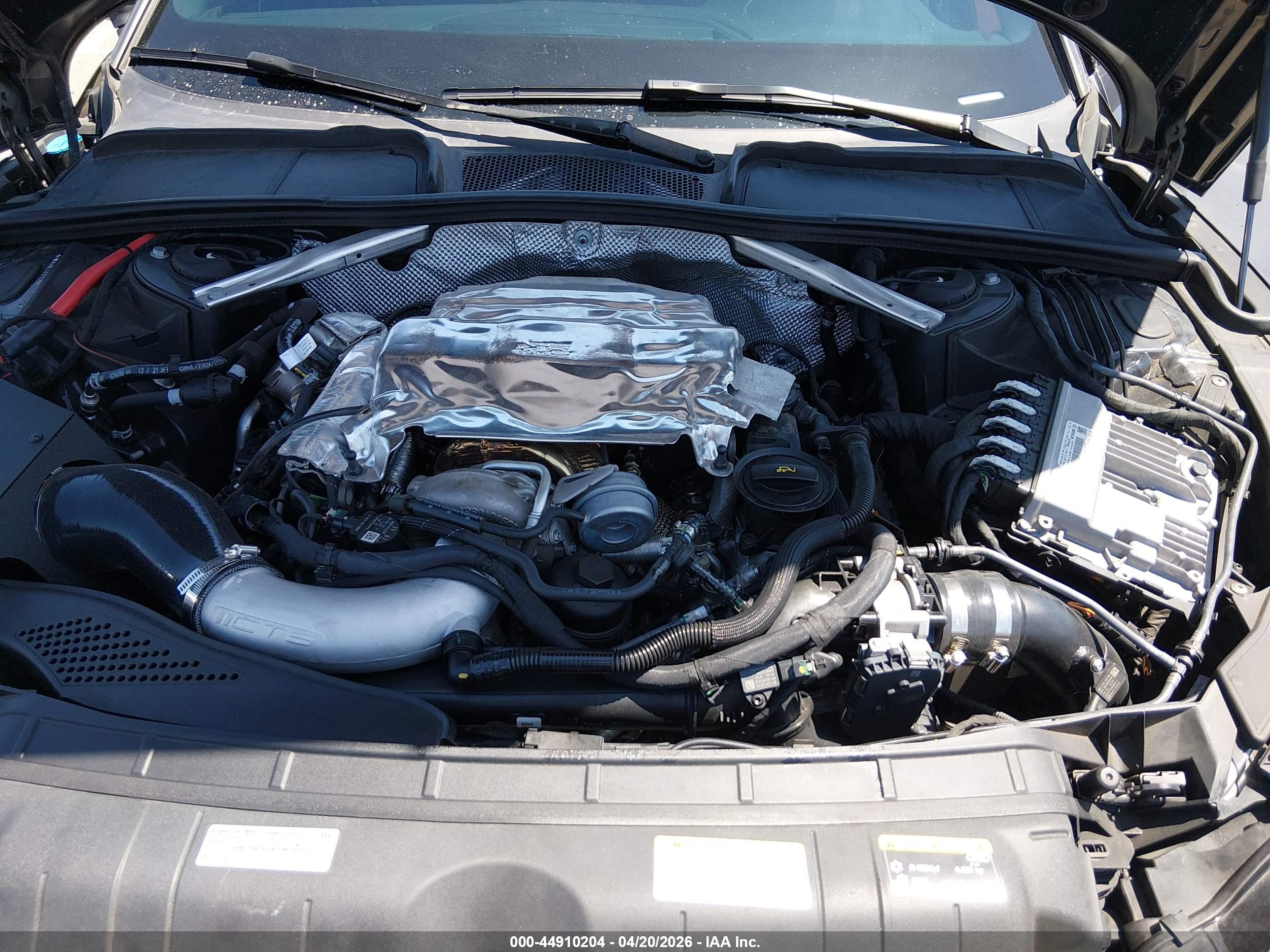AUDI S5 image 10