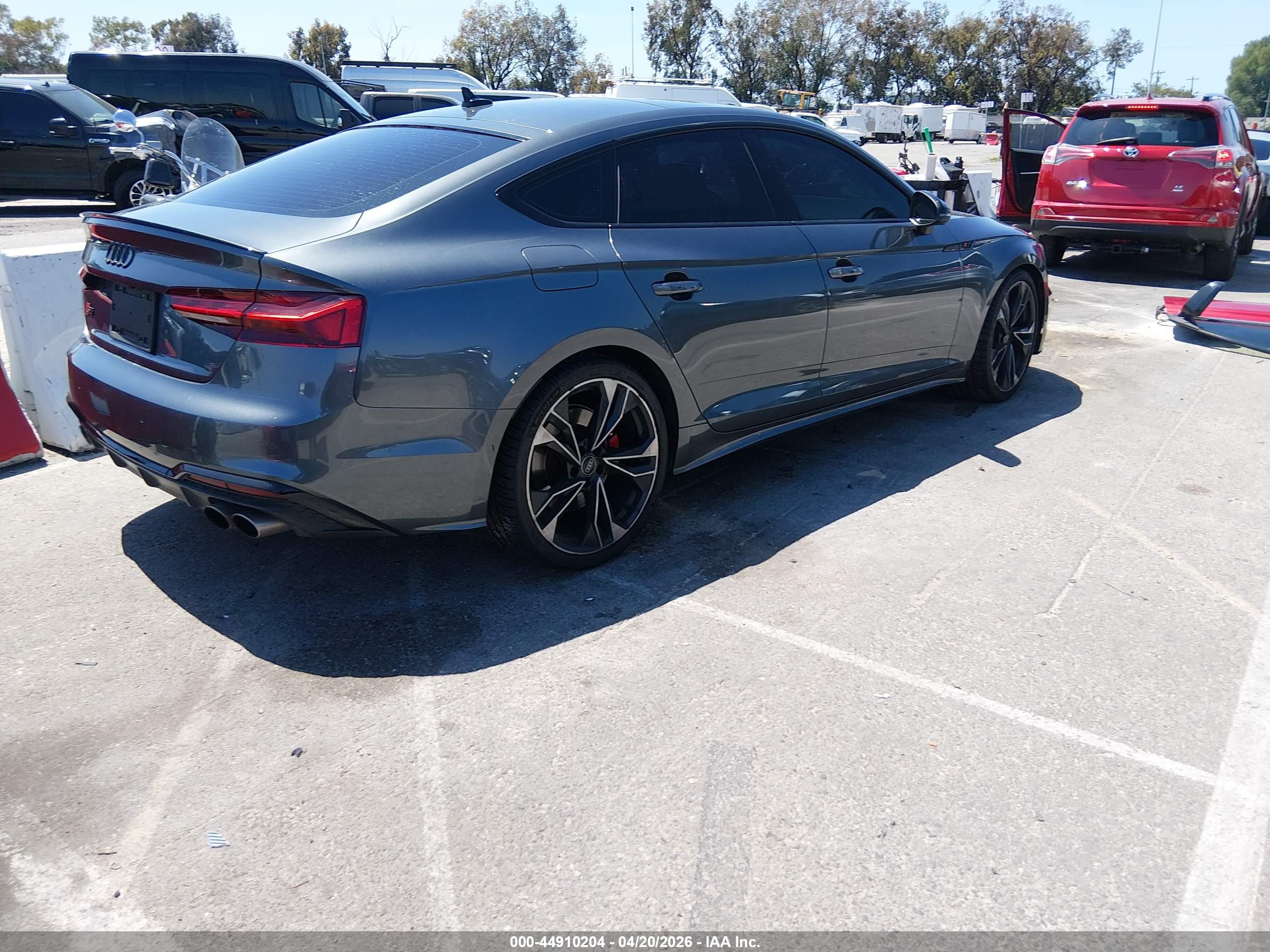 AUDI S5 image 4