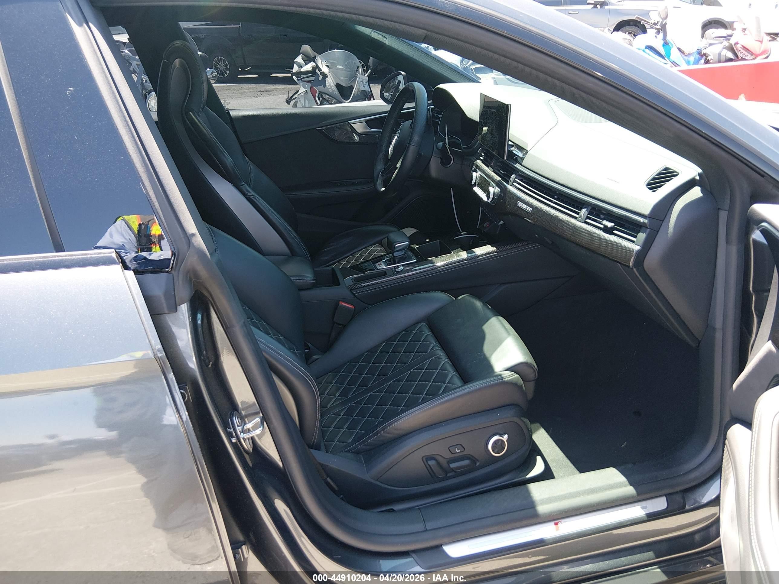 AUDI S5 image 5