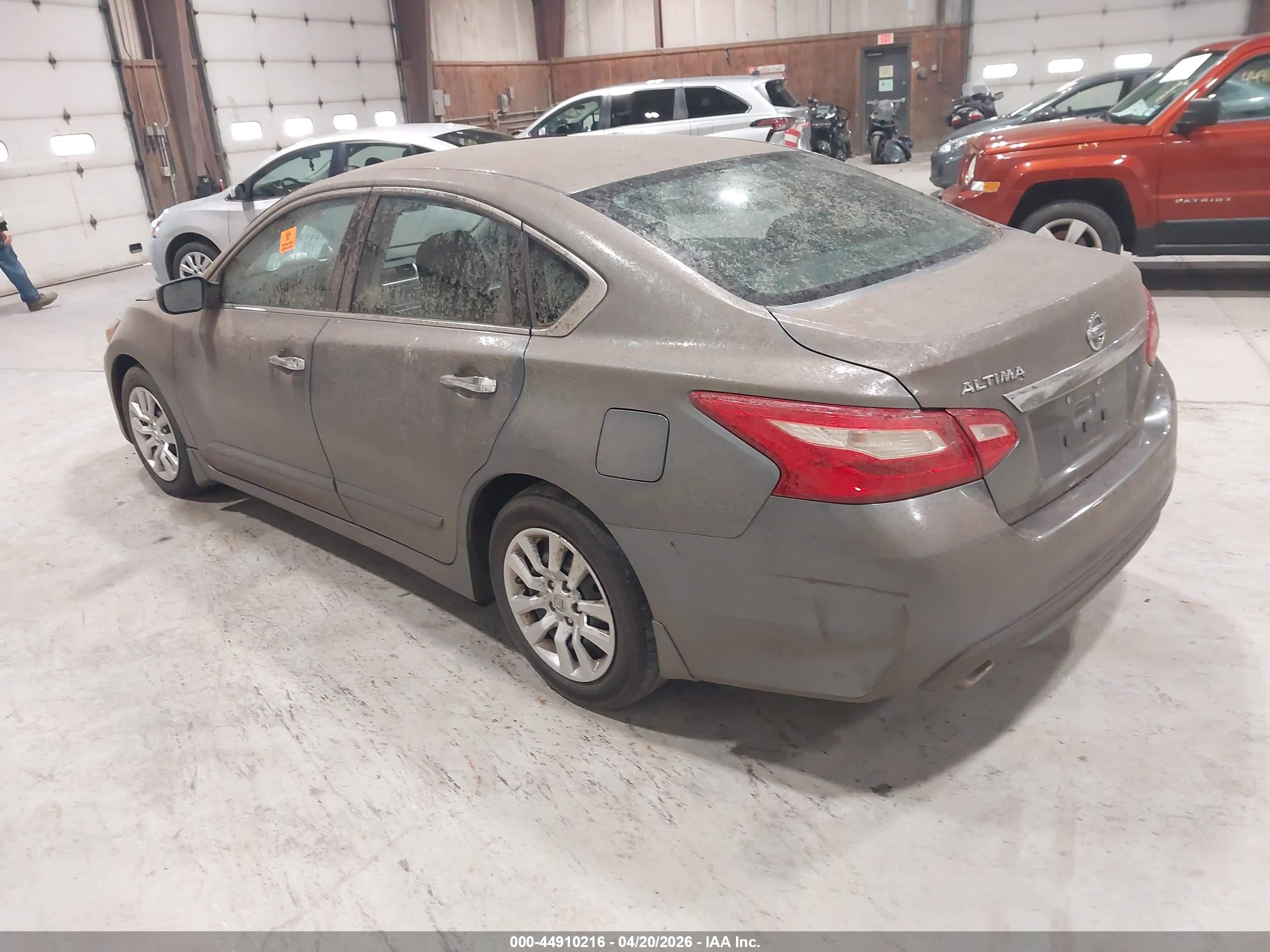 NISSAN ALTIMA image 3