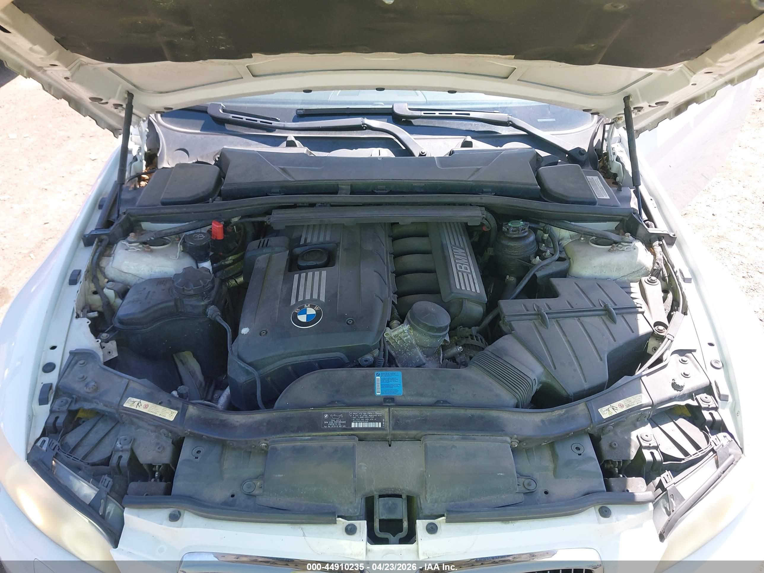 BMW 328I image 10