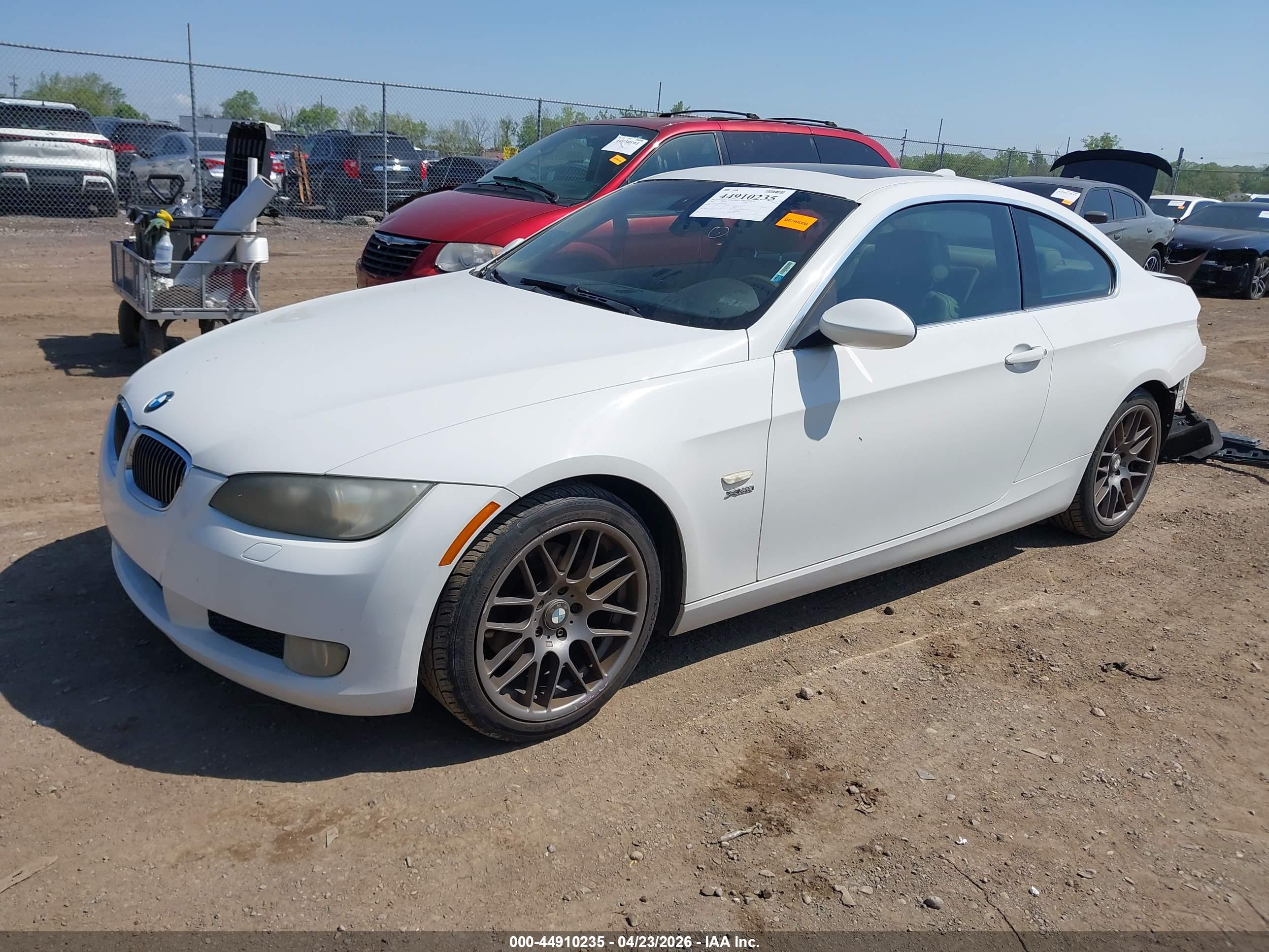 BMW 328I image 2