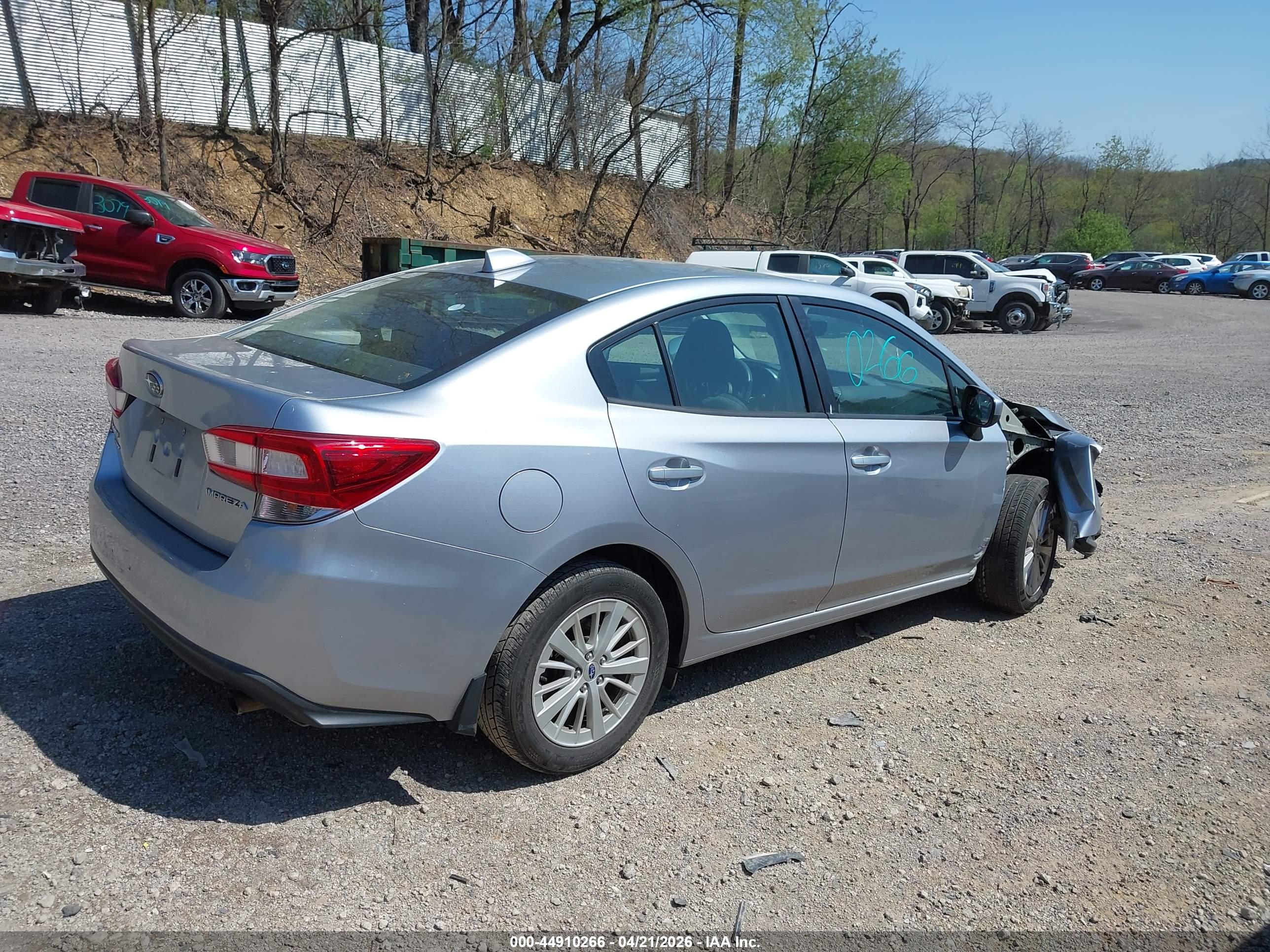 SUBARU IMPREZA image 4