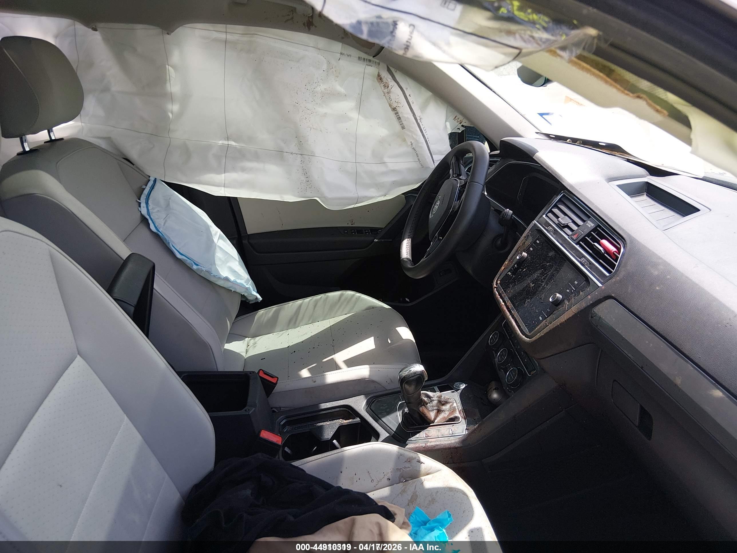 VOLKSWAGEN TIGUAN image 5