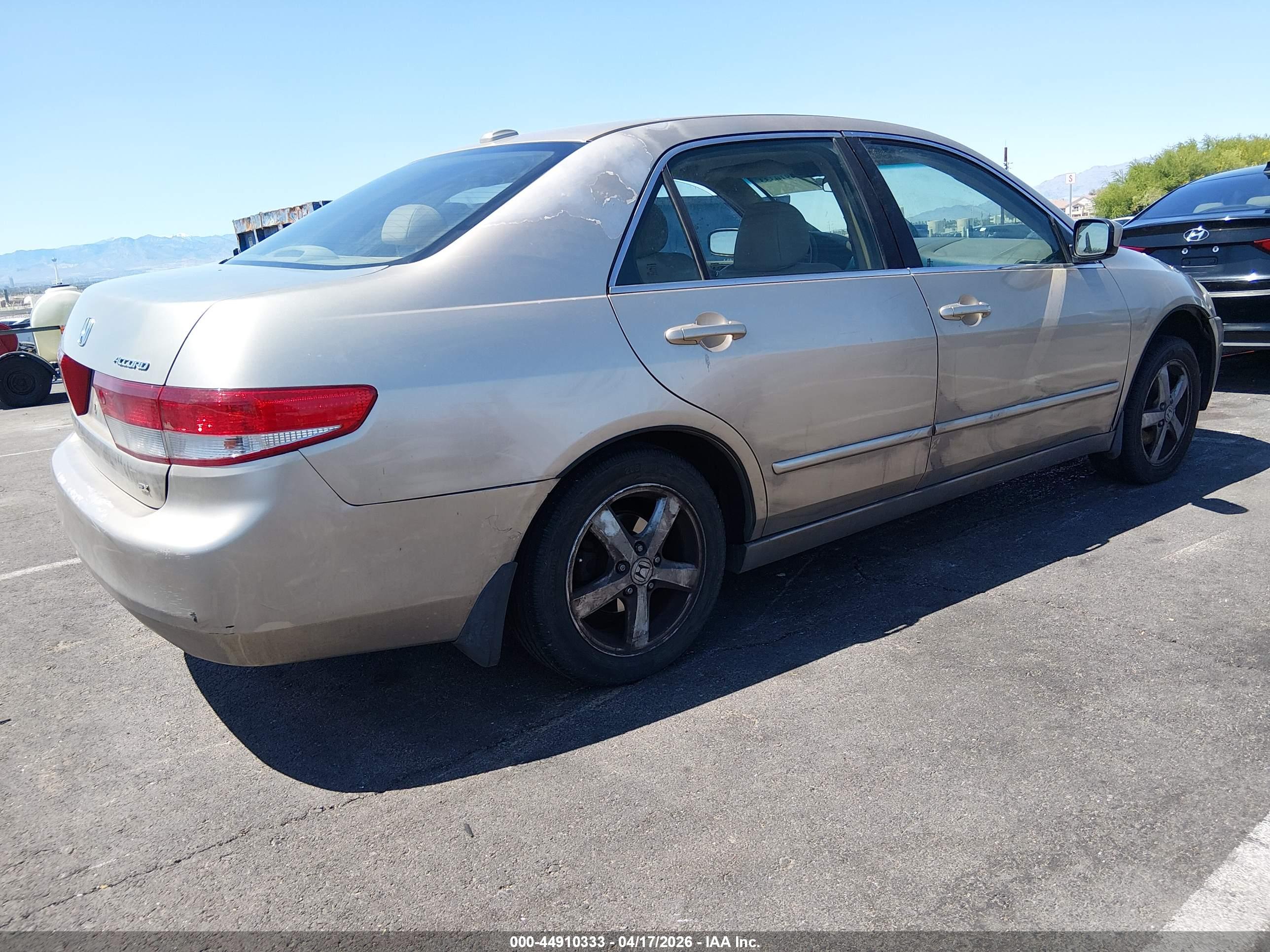 HONDA ACCORD image 4