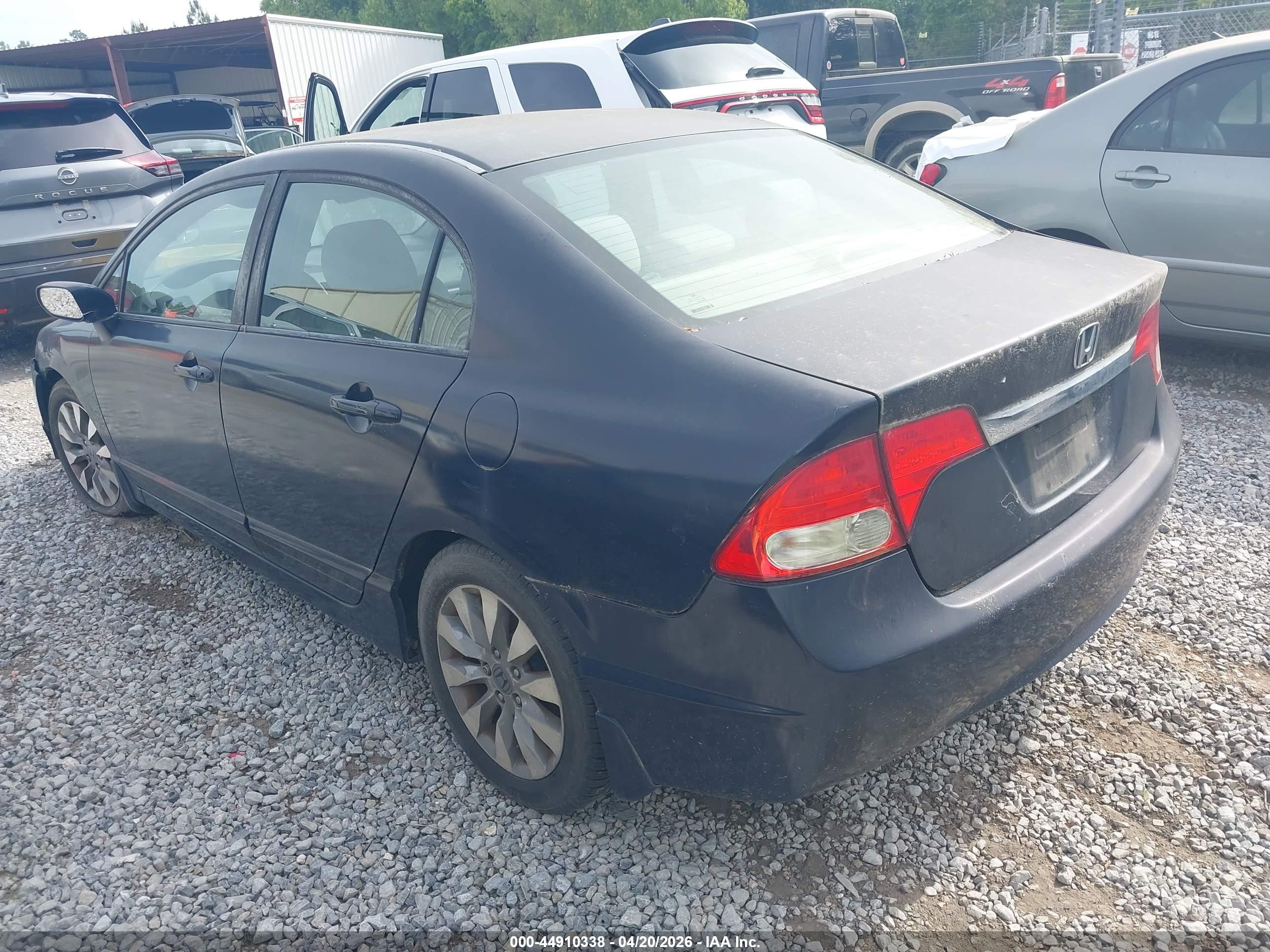 HONDA CIVIC image 3