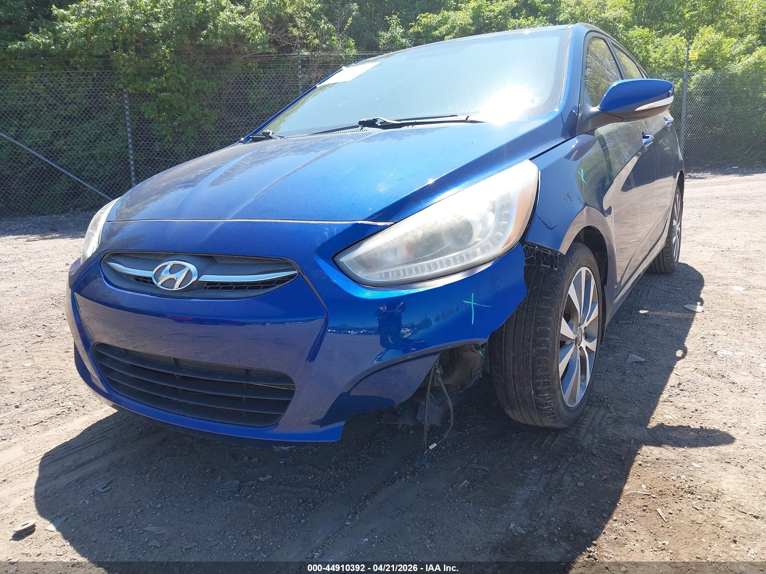 HYUNDAI ACCENT image 6