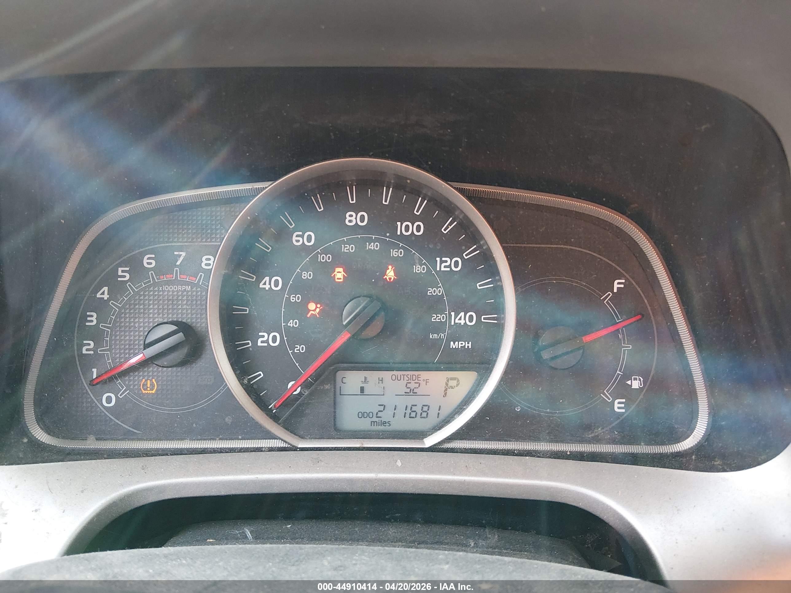 TOYOTA RAV4 image 7