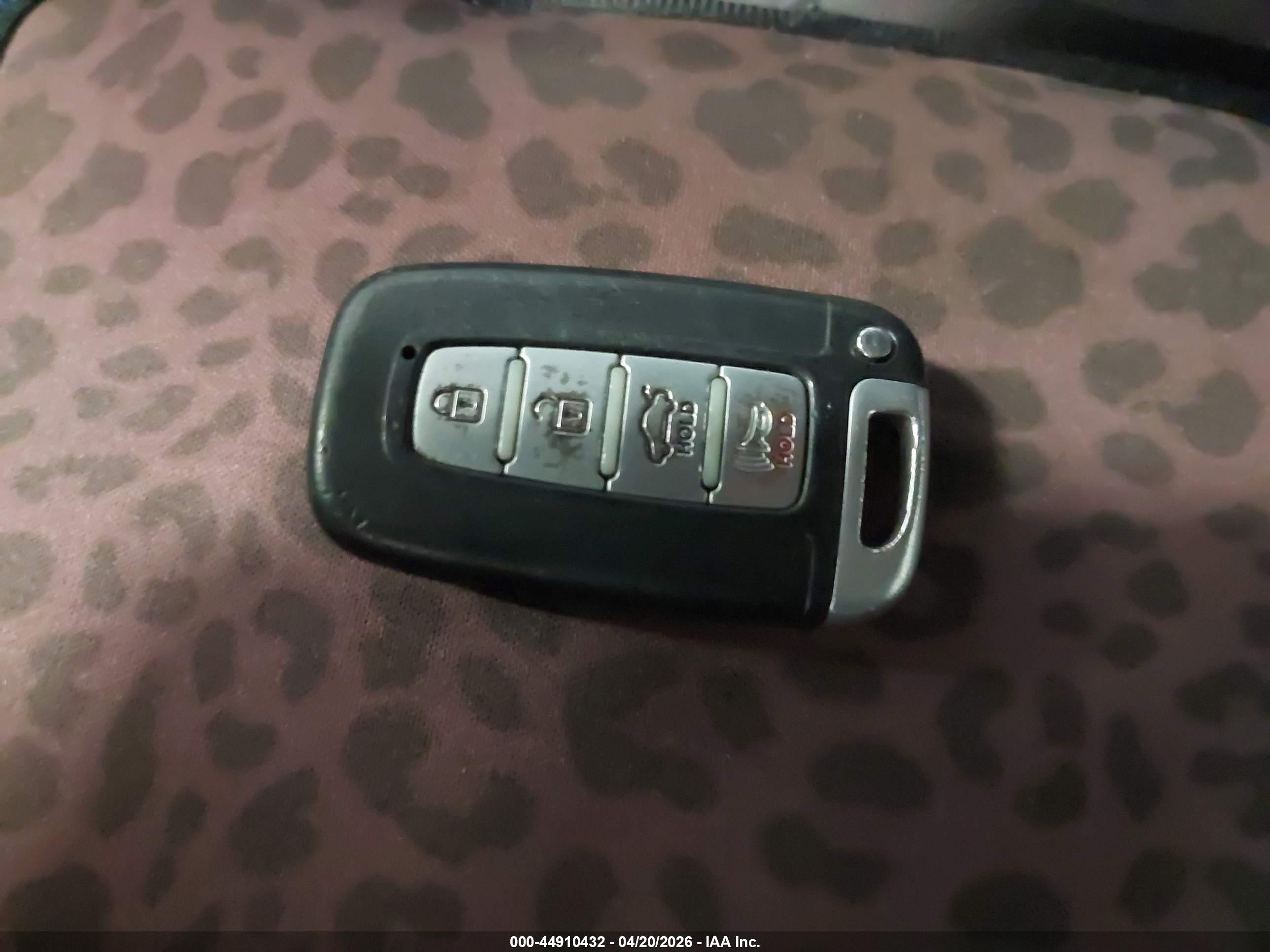 HYUNDAI SONATA image 11