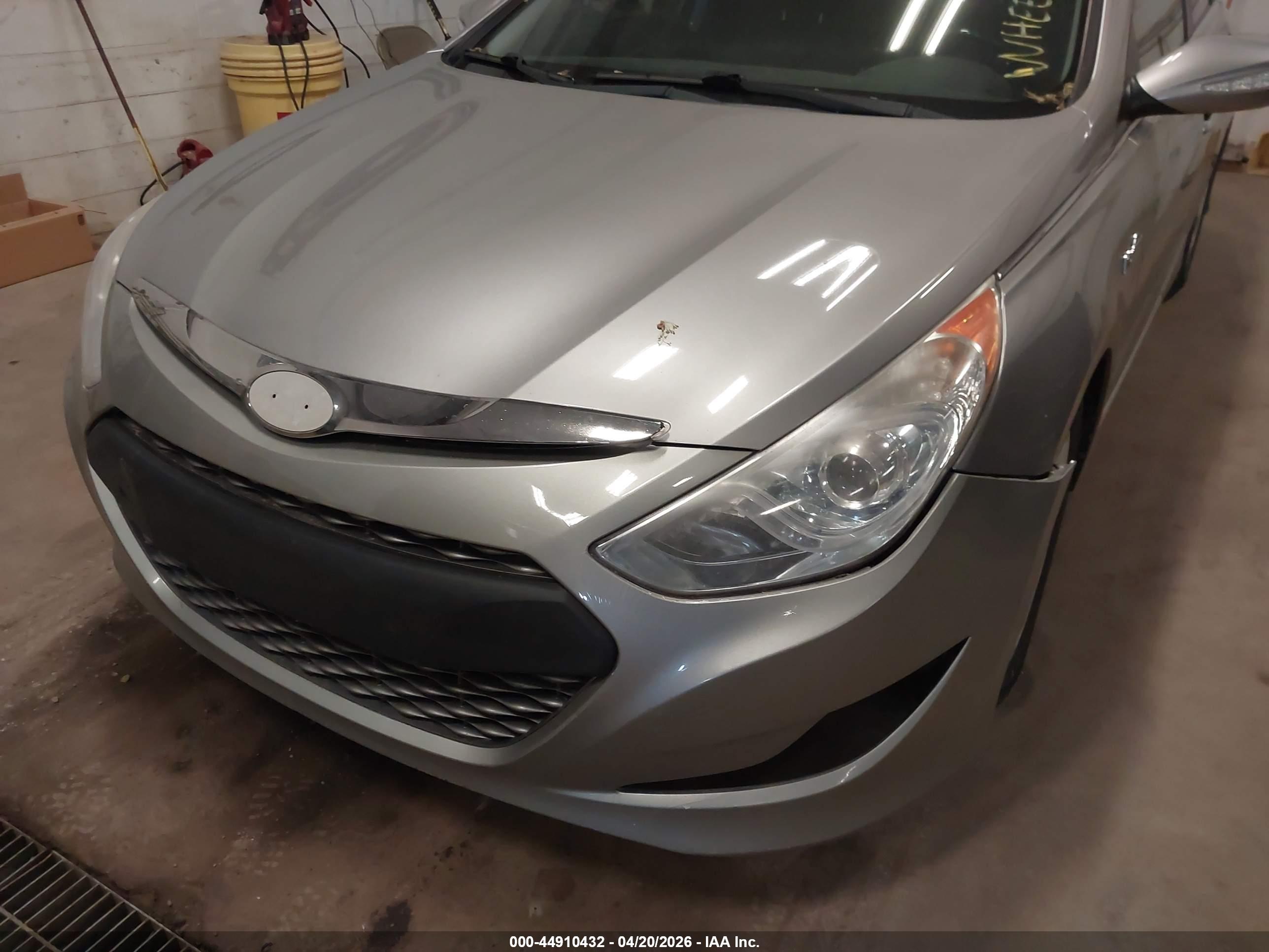 HYUNDAI SONATA image 6