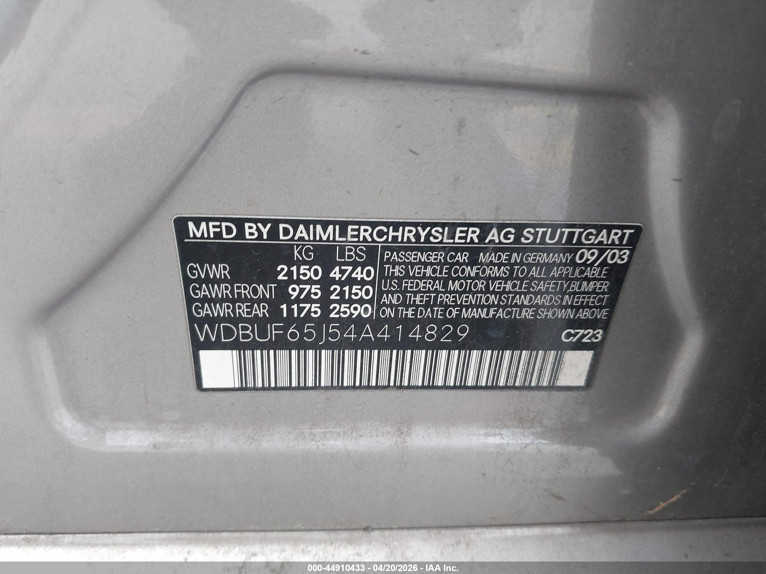 MERCEDES-BENZ E image 9