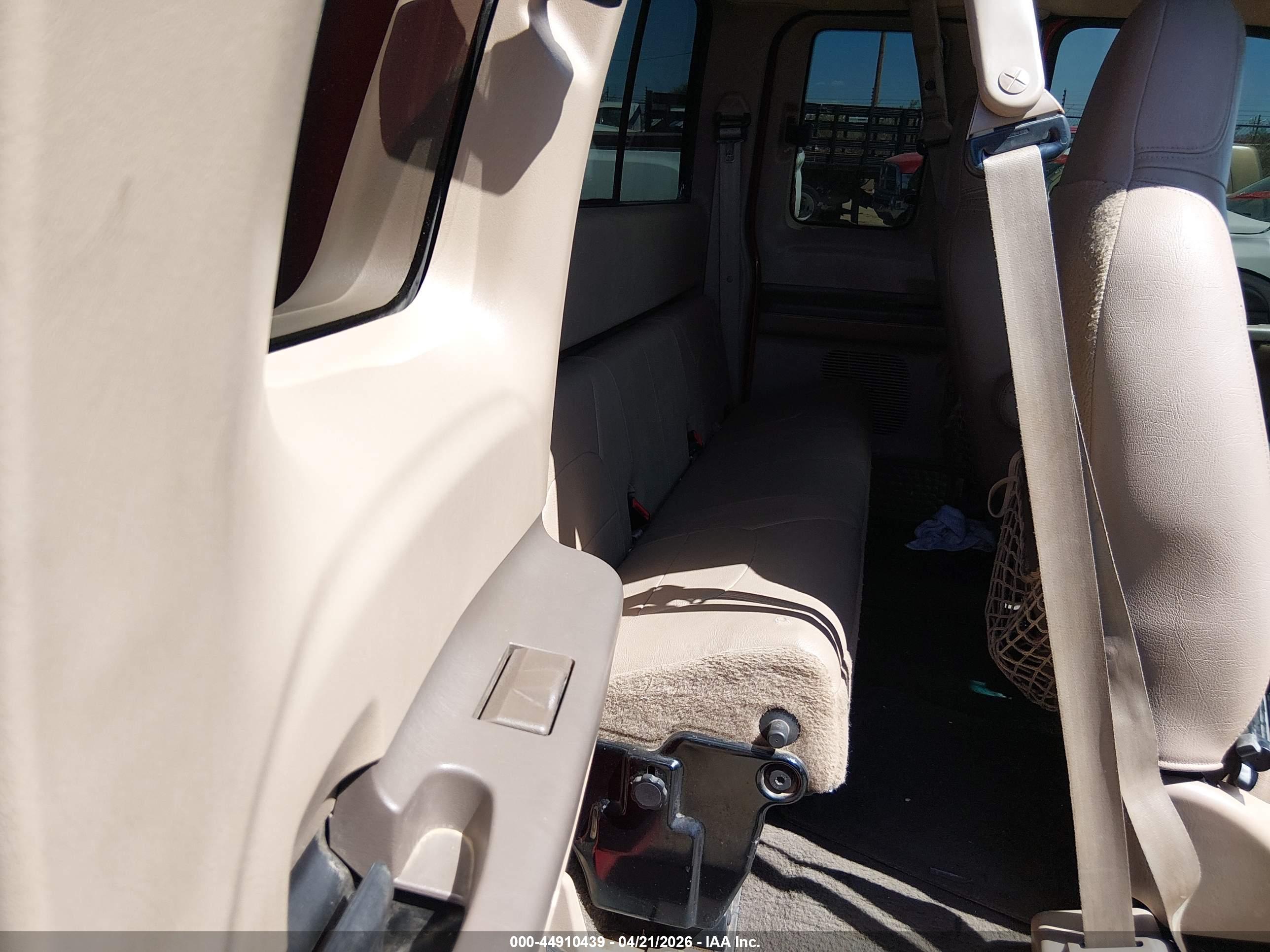 FORD F-250 image 8