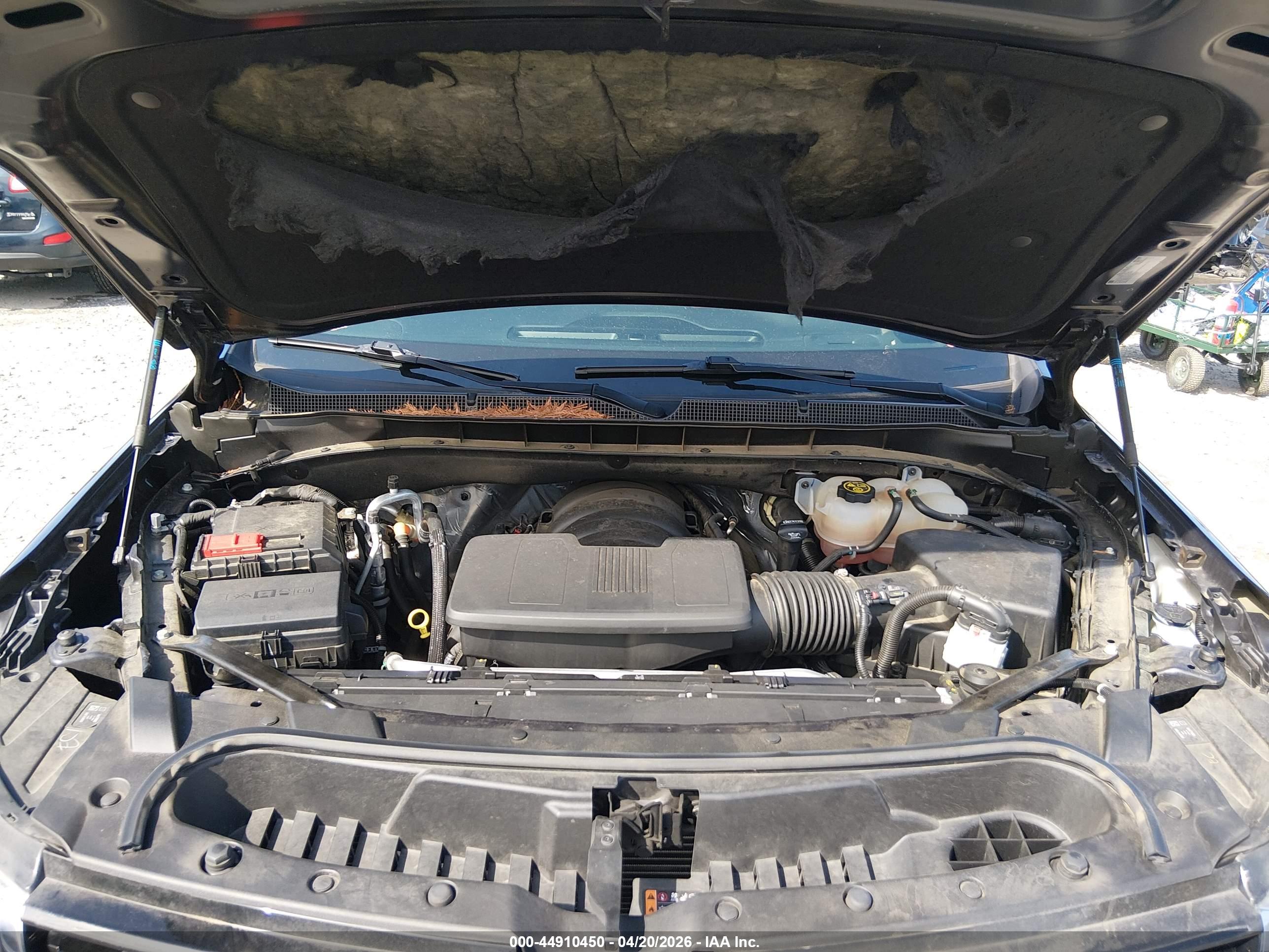 CHEVROLET SUBURBAN image 10