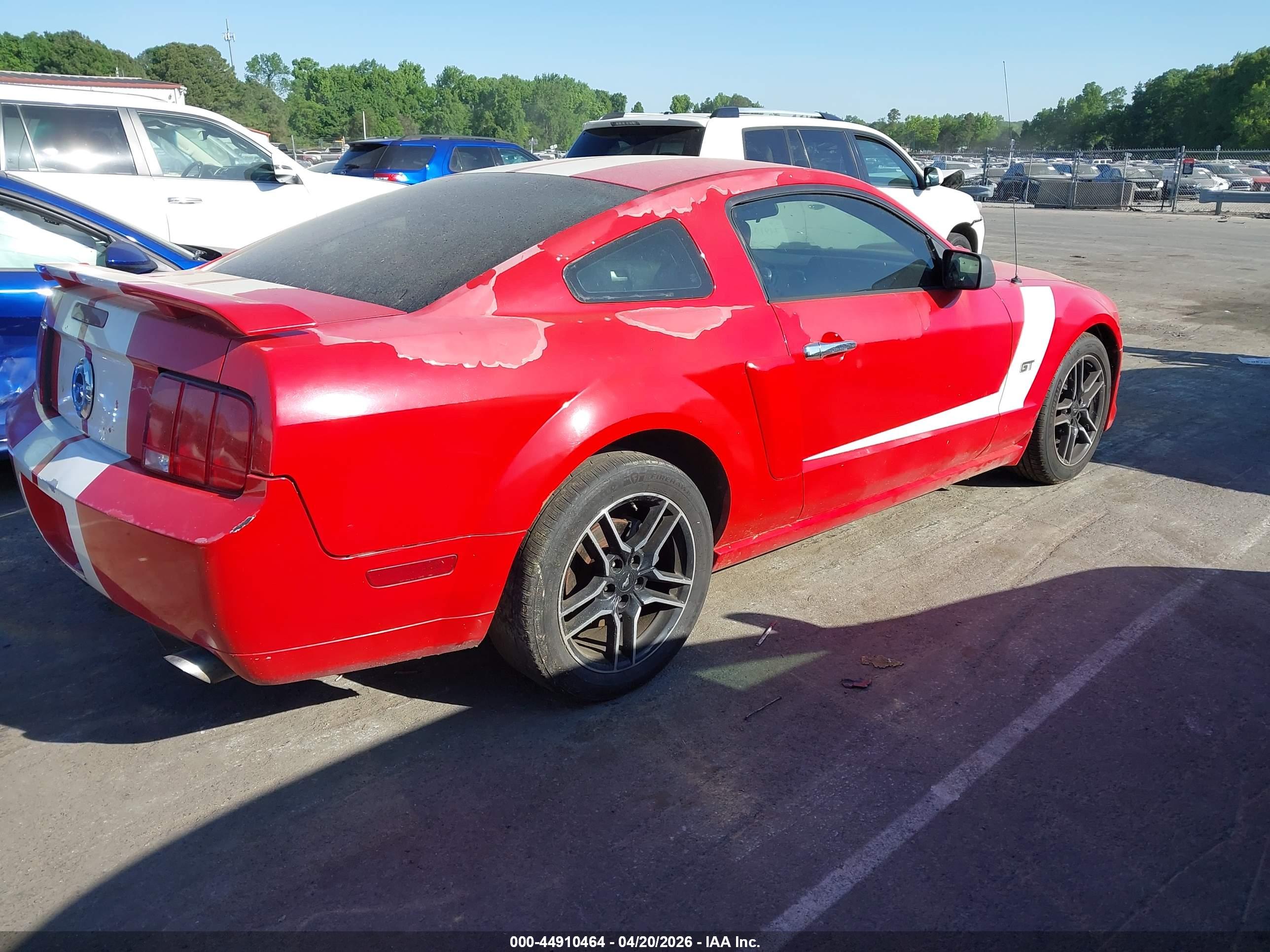 FORD MUSTANG image 4