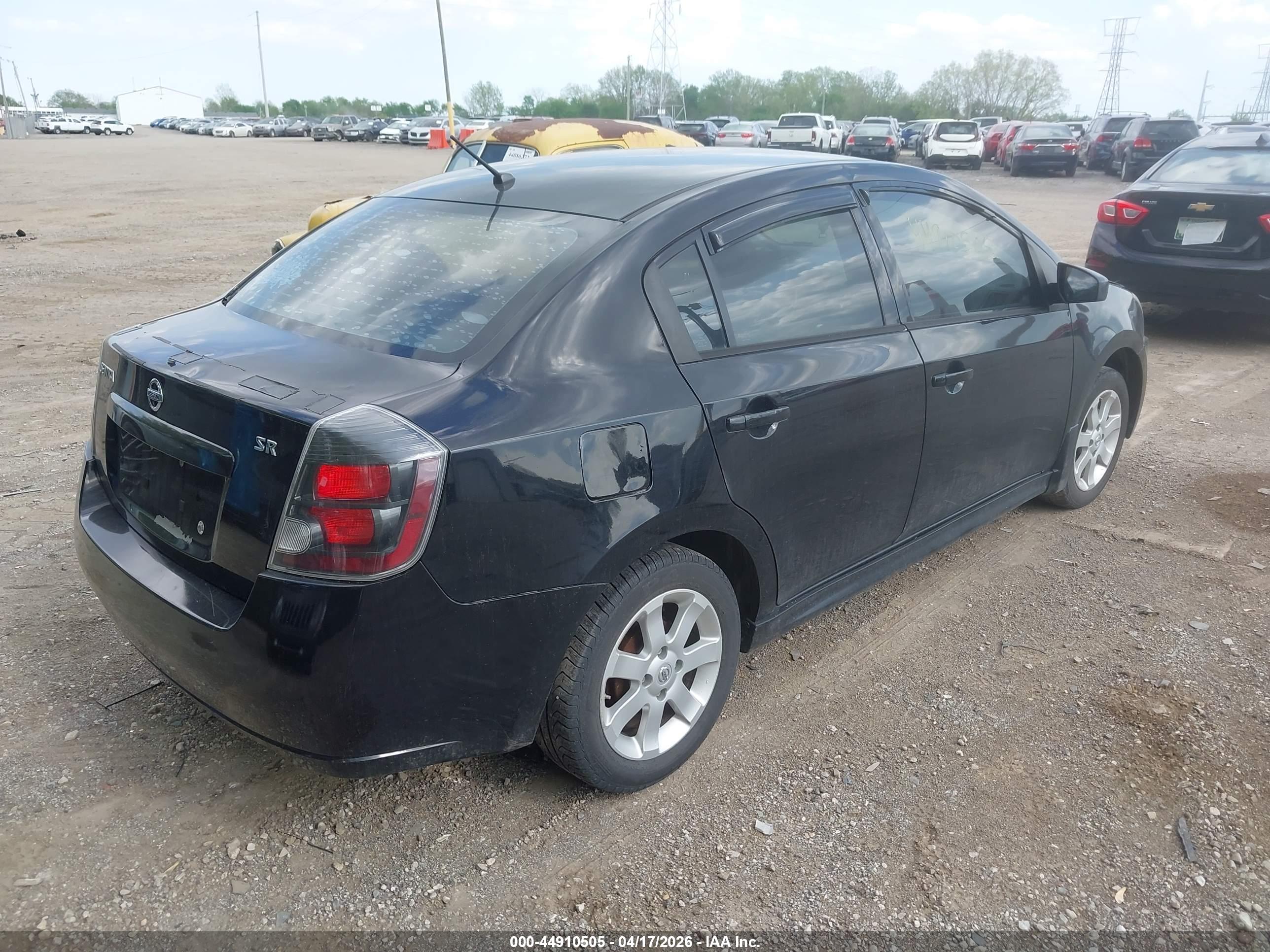 NISSAN SENTRA image 4