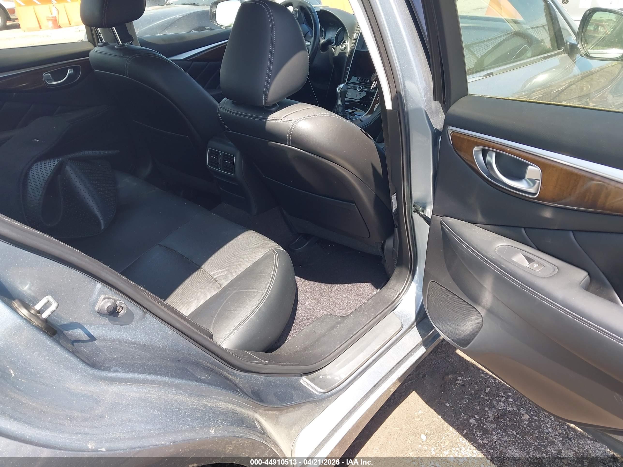 INFINITI Q50 image 8