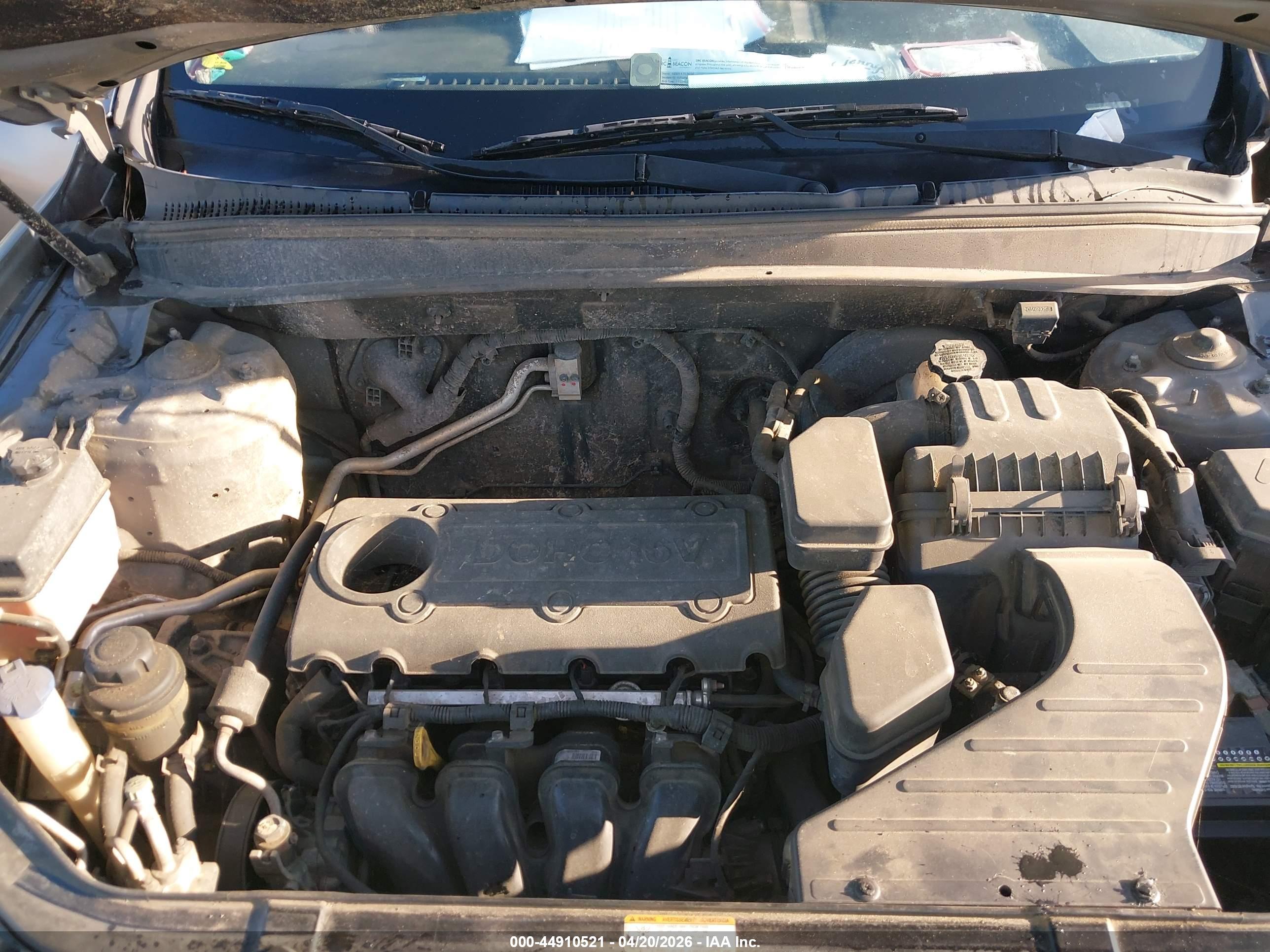 HYUNDAI SANTA image 10