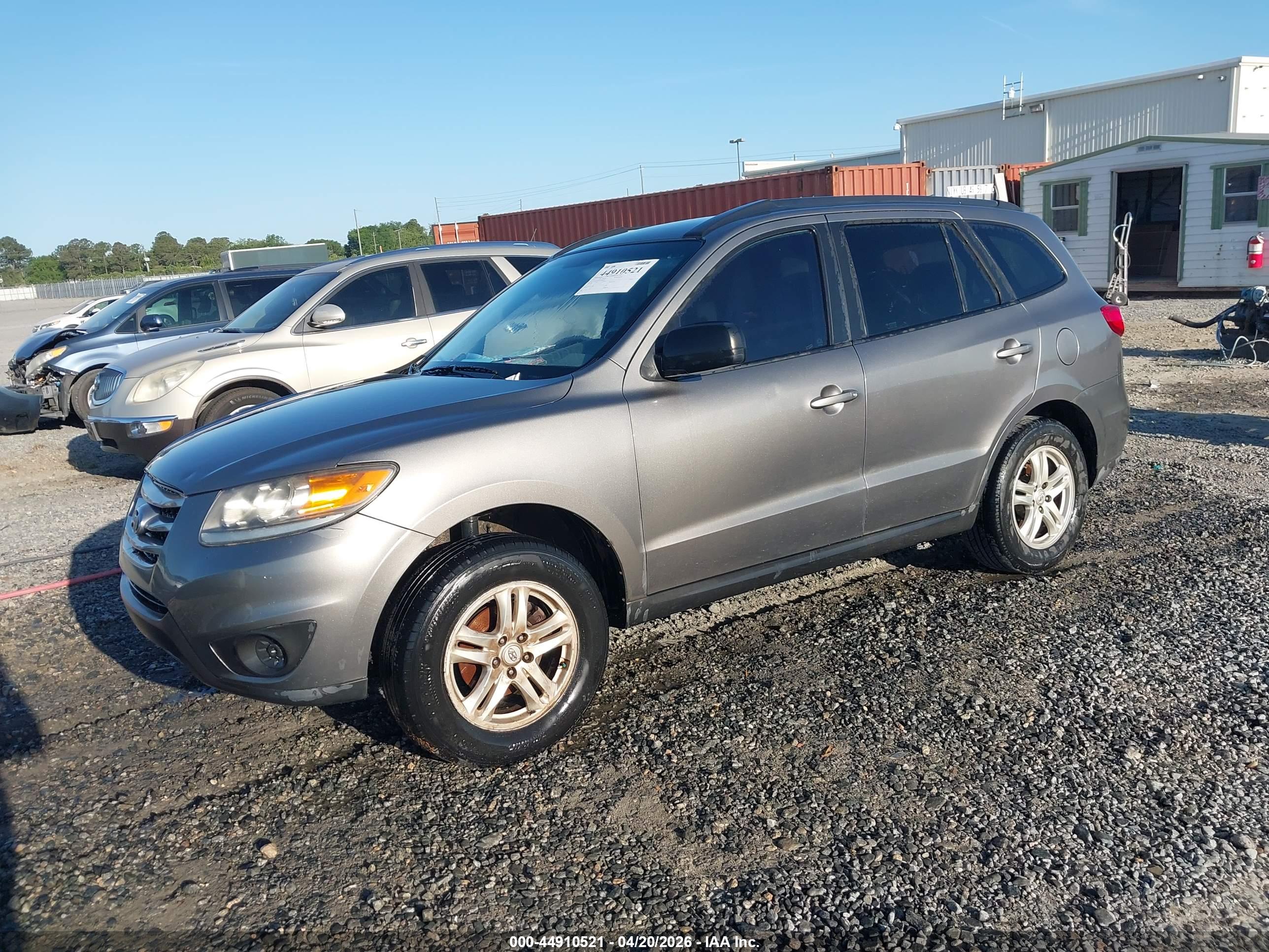 HYUNDAI SANTA image 2
