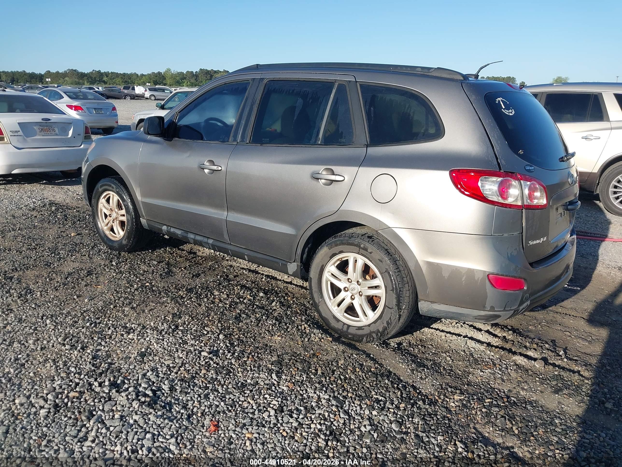 HYUNDAI SANTA image 3