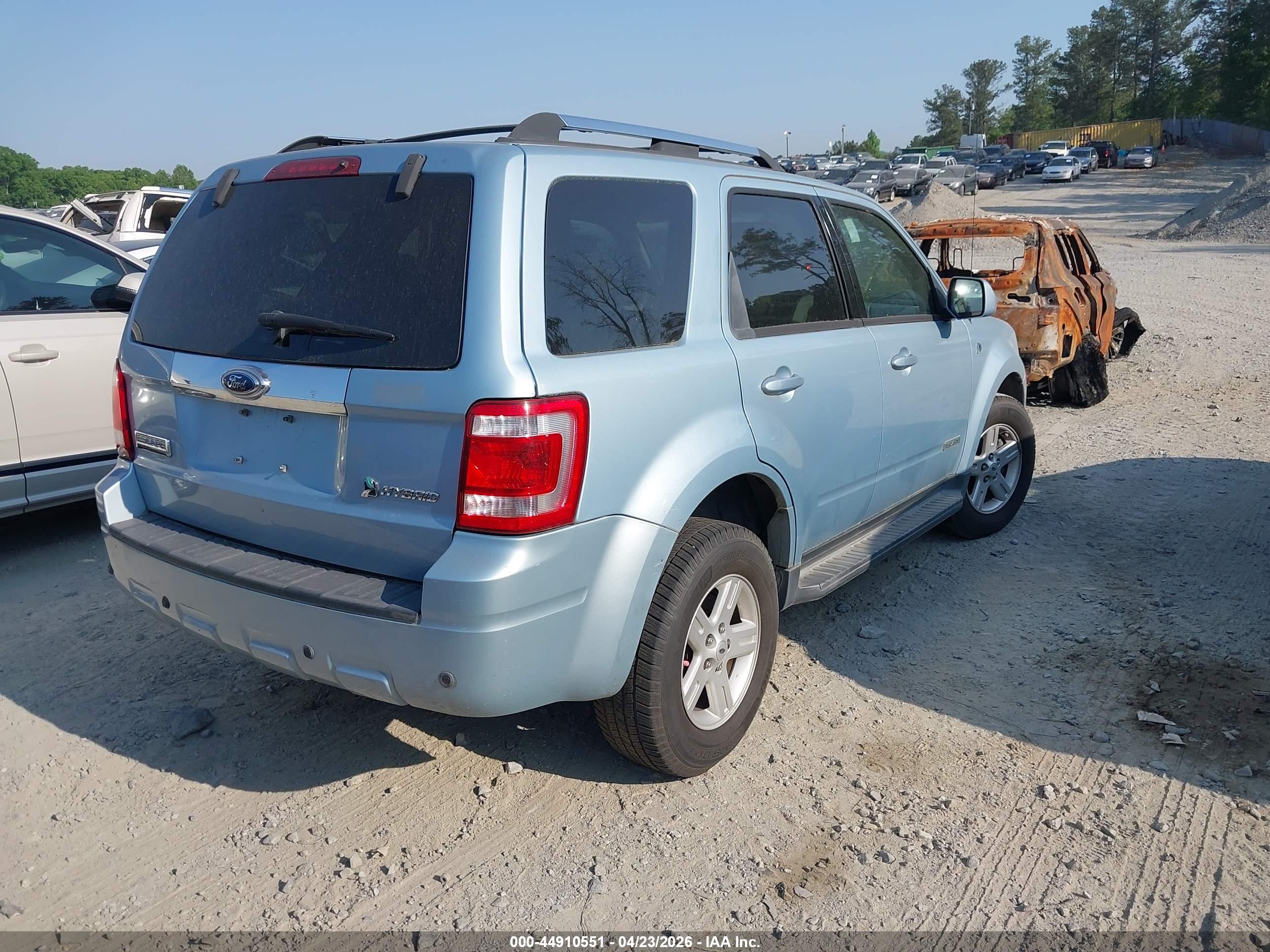 FORD ESCAPE image 4