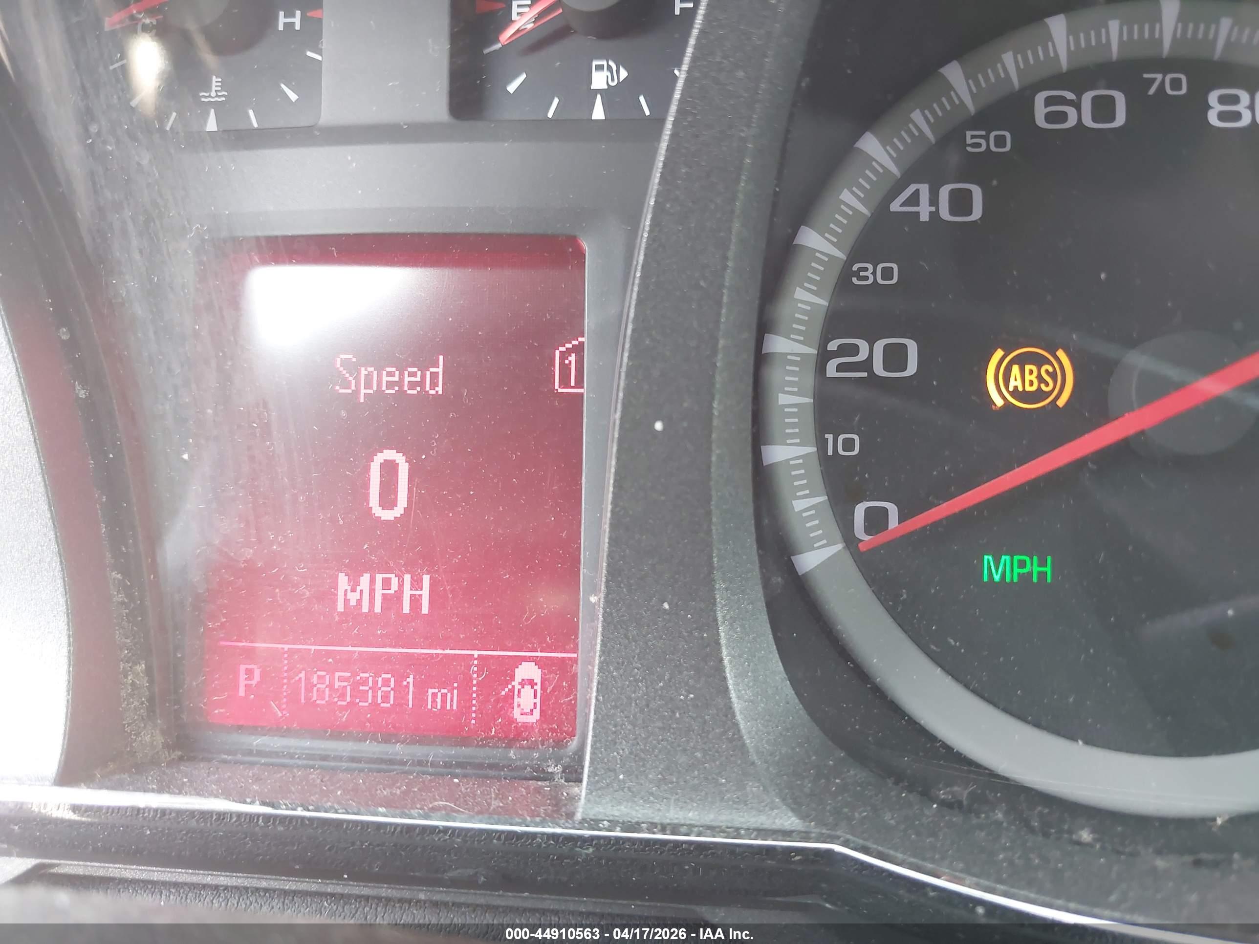 GMC TERRAIN image 7