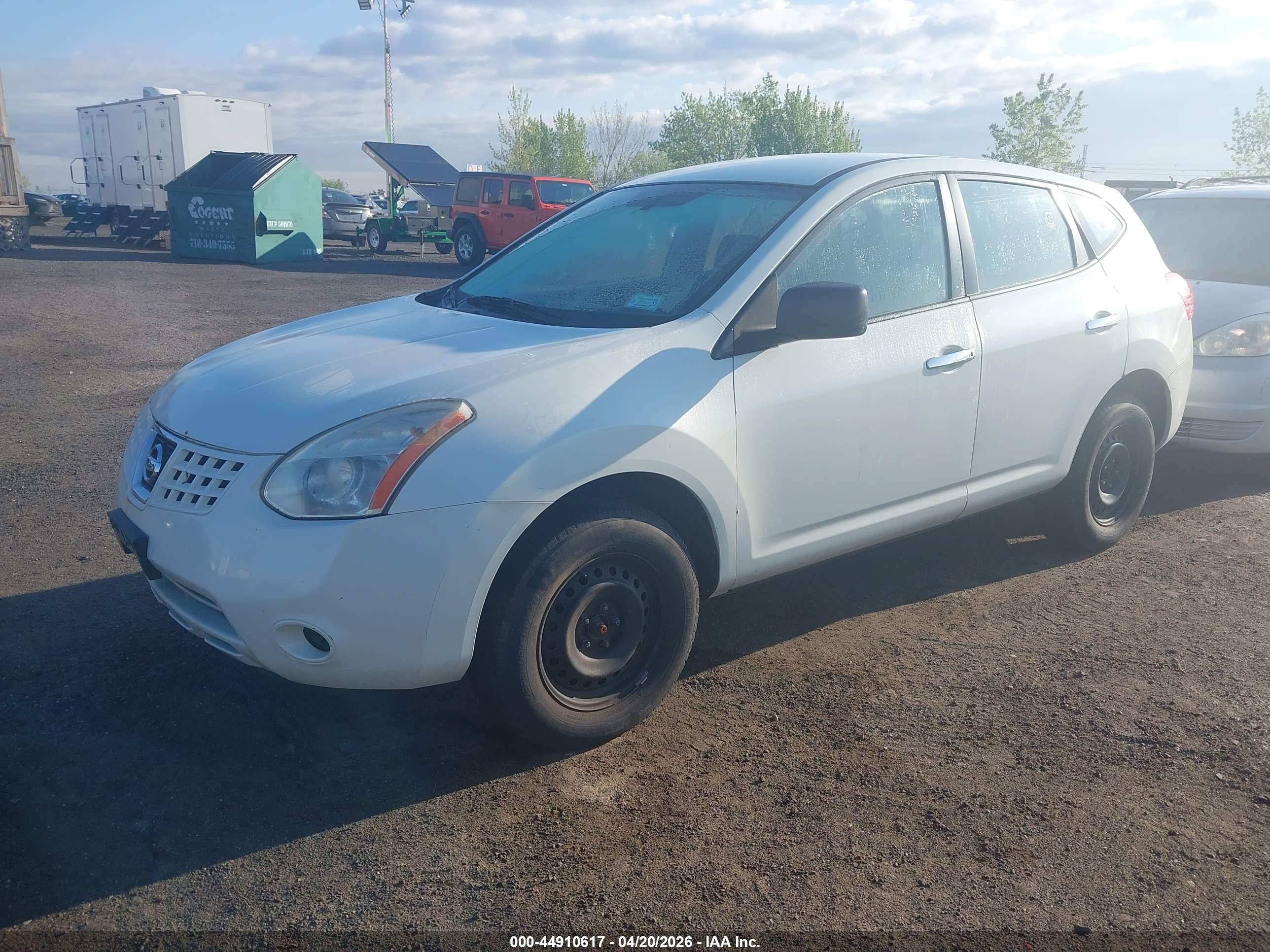 NISSAN ROGUE image 2