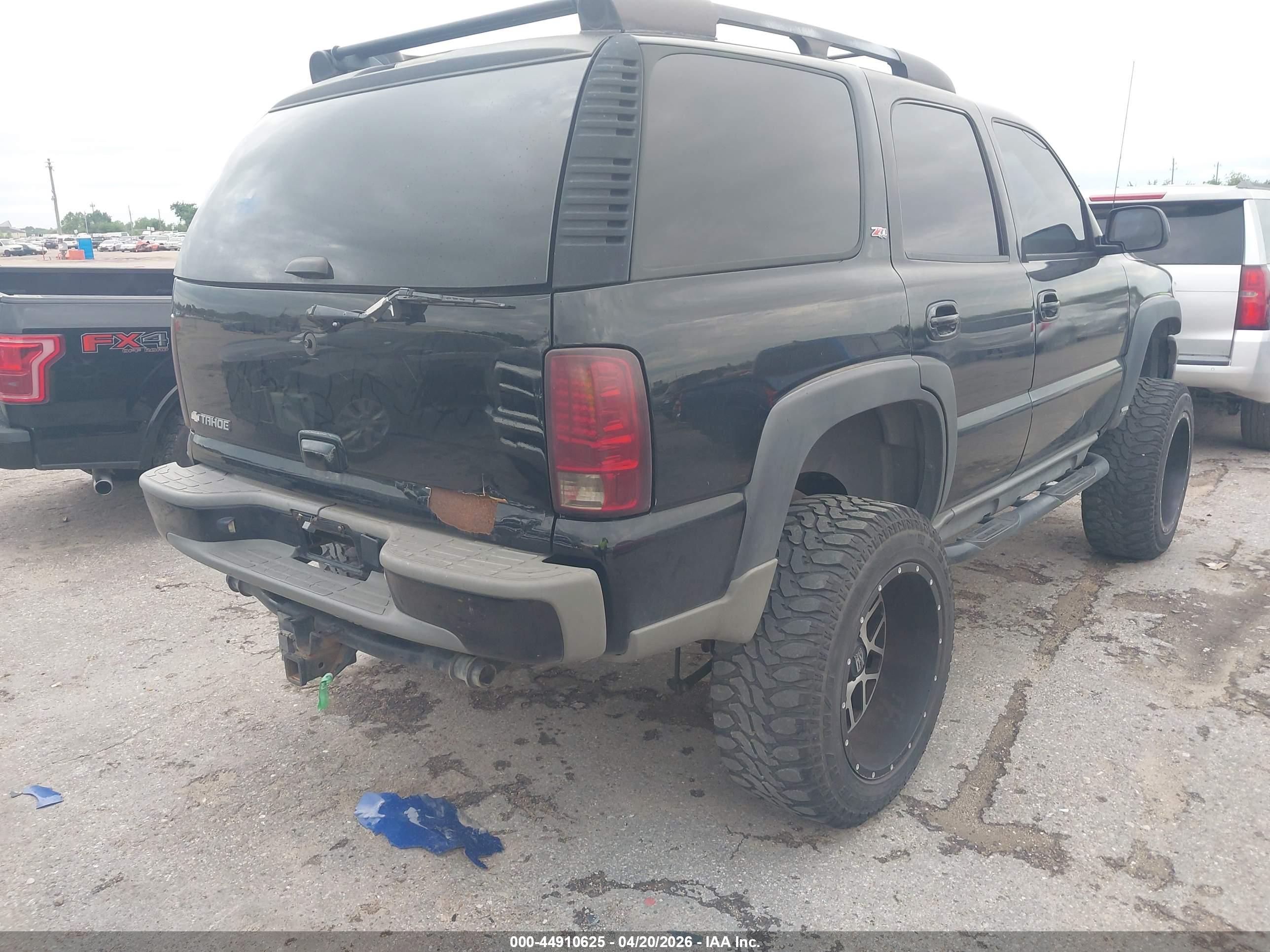 CHEVROLET TAHOE image 4