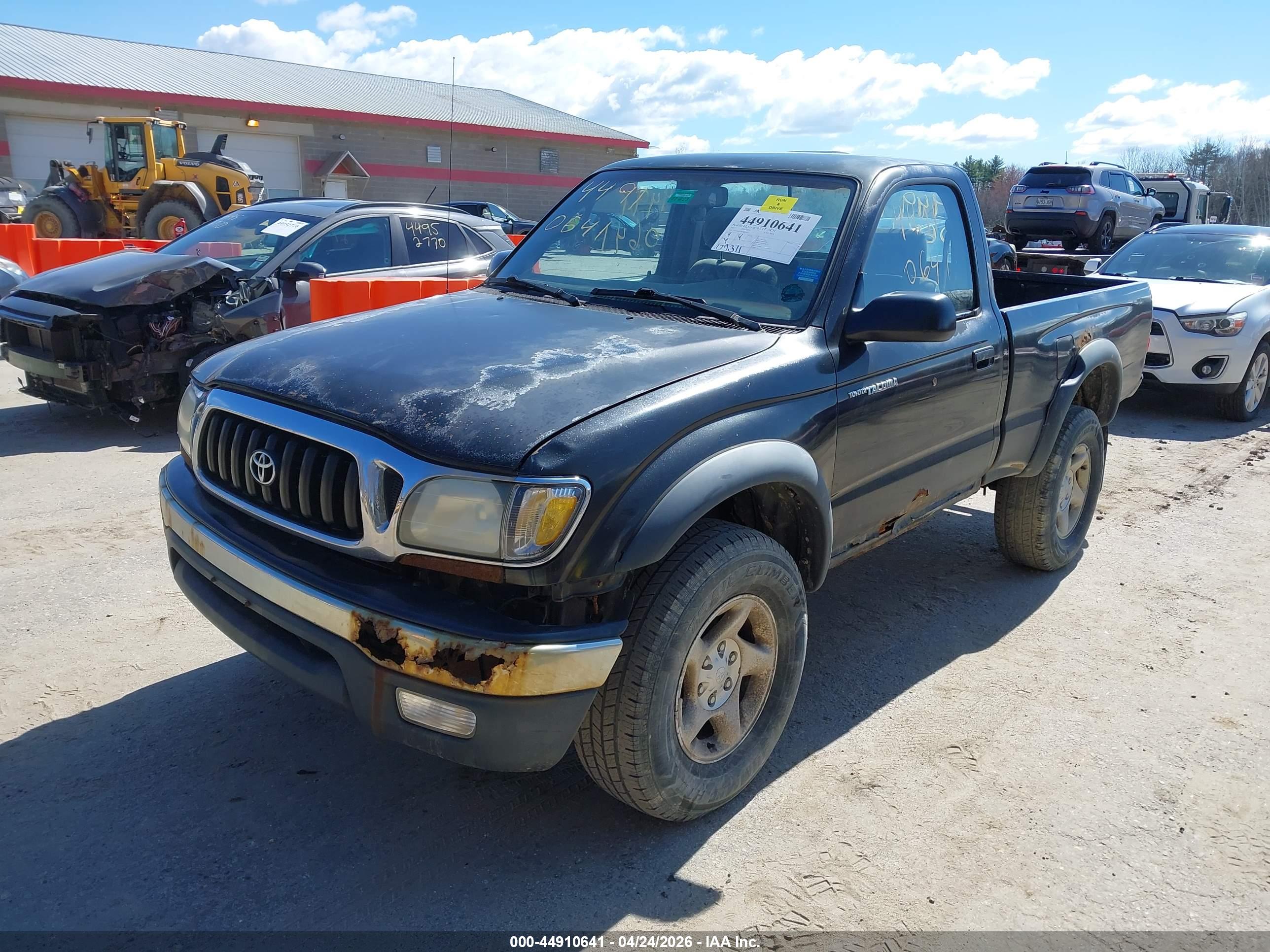 TOYOTA TACOMA image 2