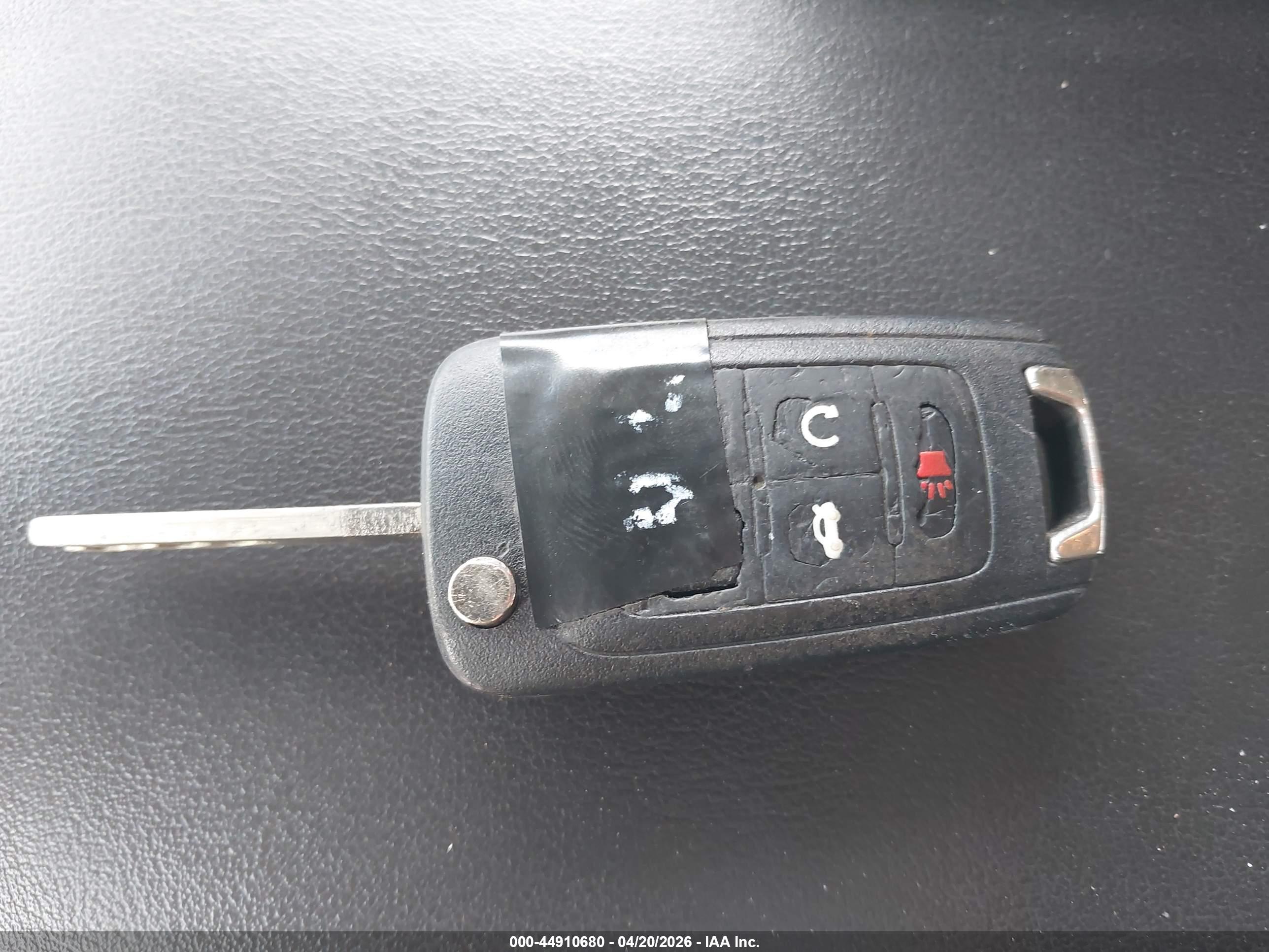 GMC TERRAIN image 11