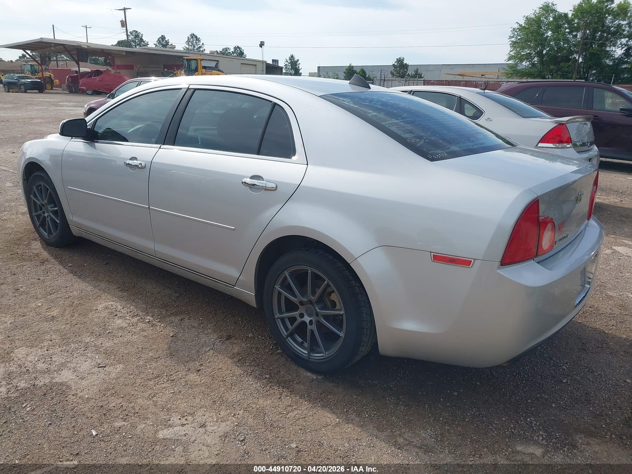 CHEVROLET MALIBU image 3