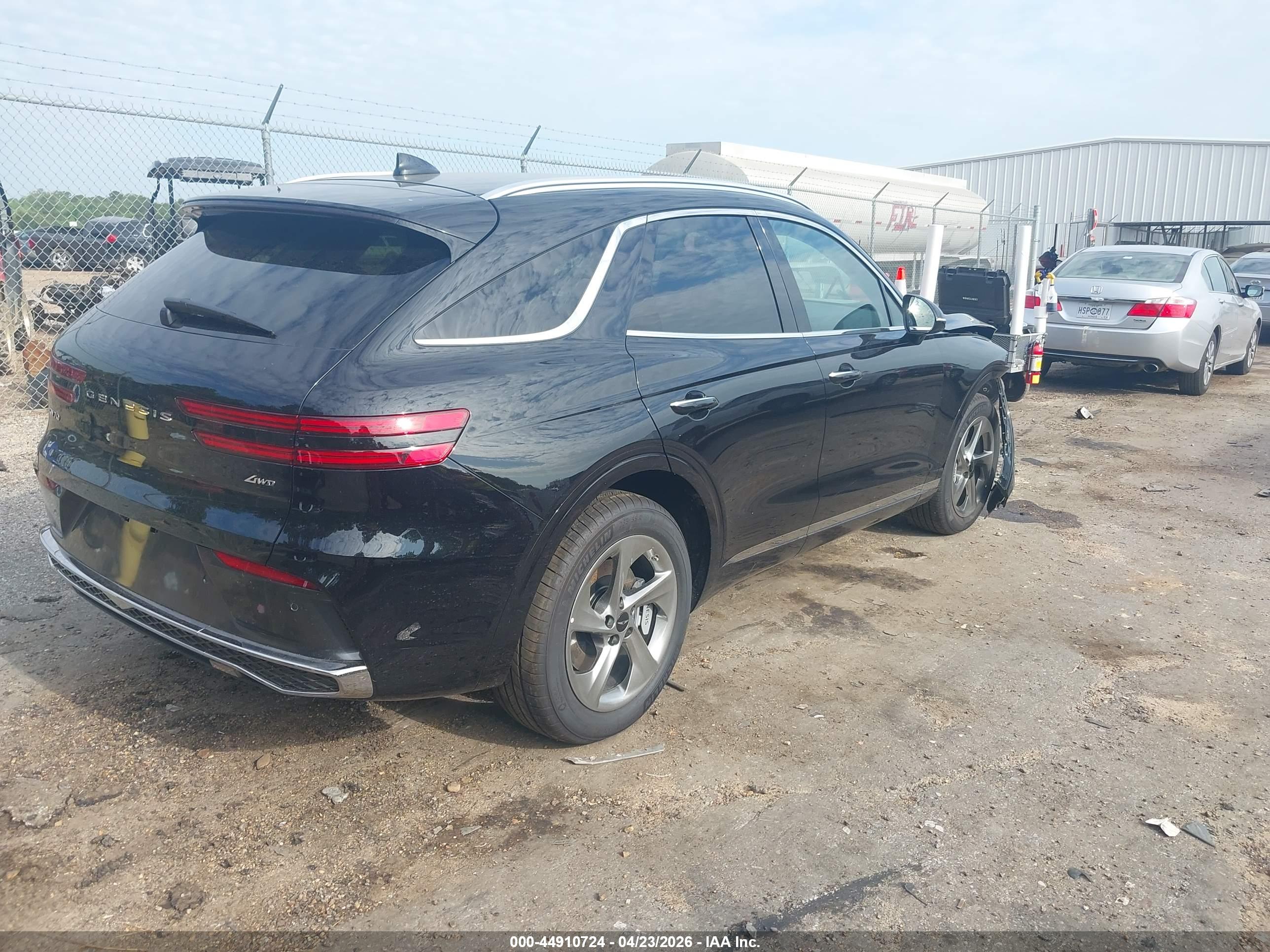 GENESIS GV70 image 4