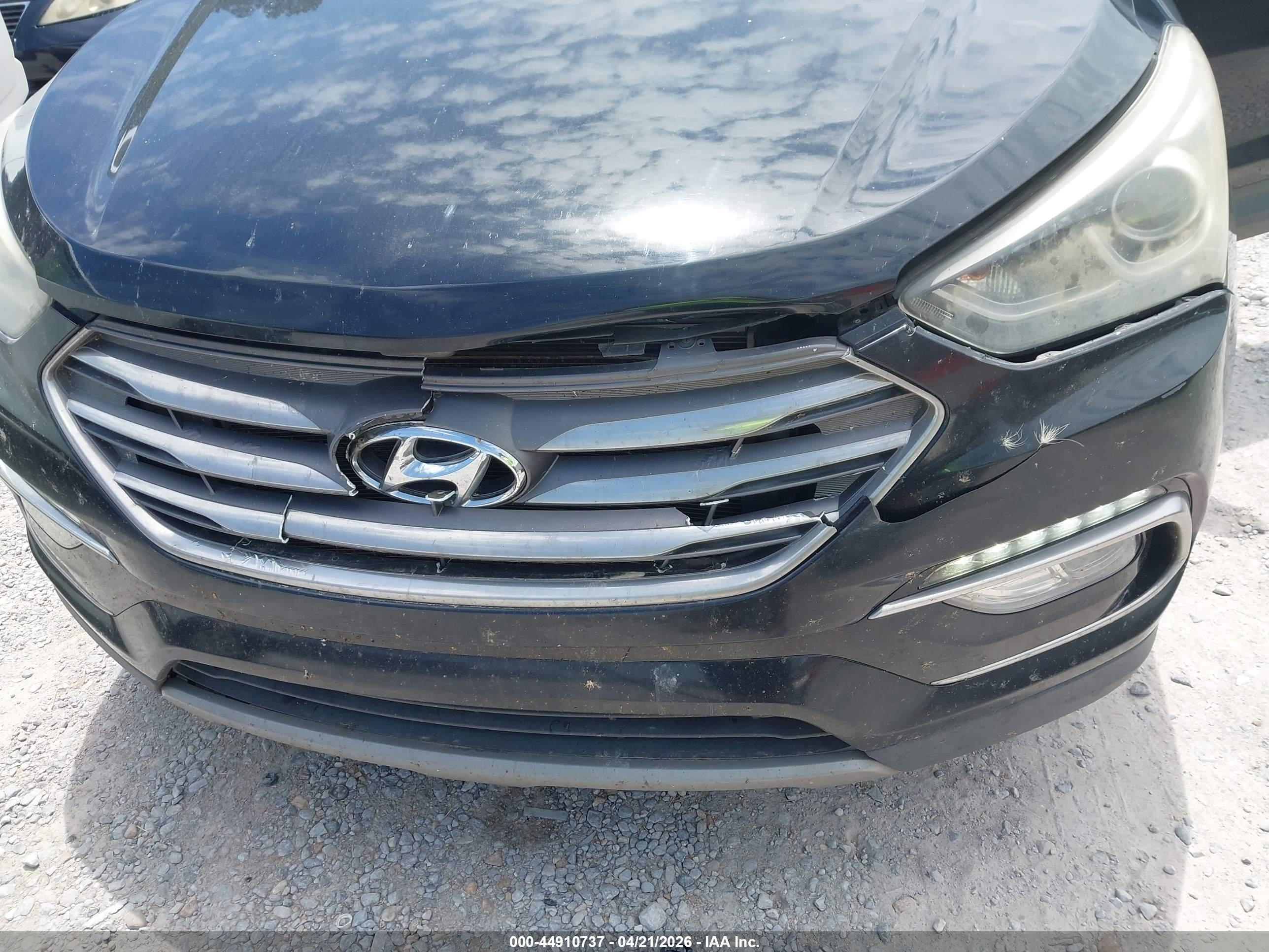 HYUNDAI SANTA image 6